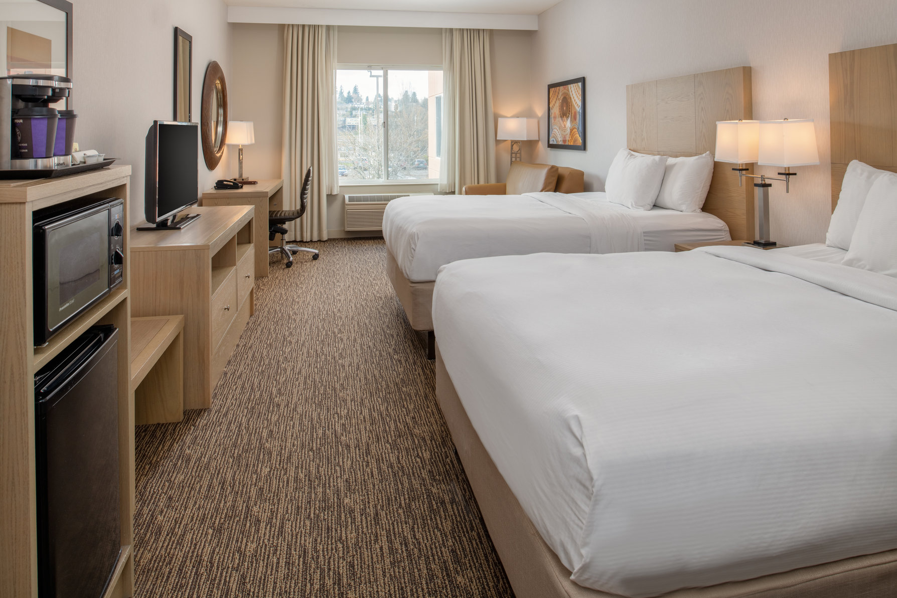 DoubleTree by Hilton Olympia Room Type - 2 QN MOB HEARING ACC TUB