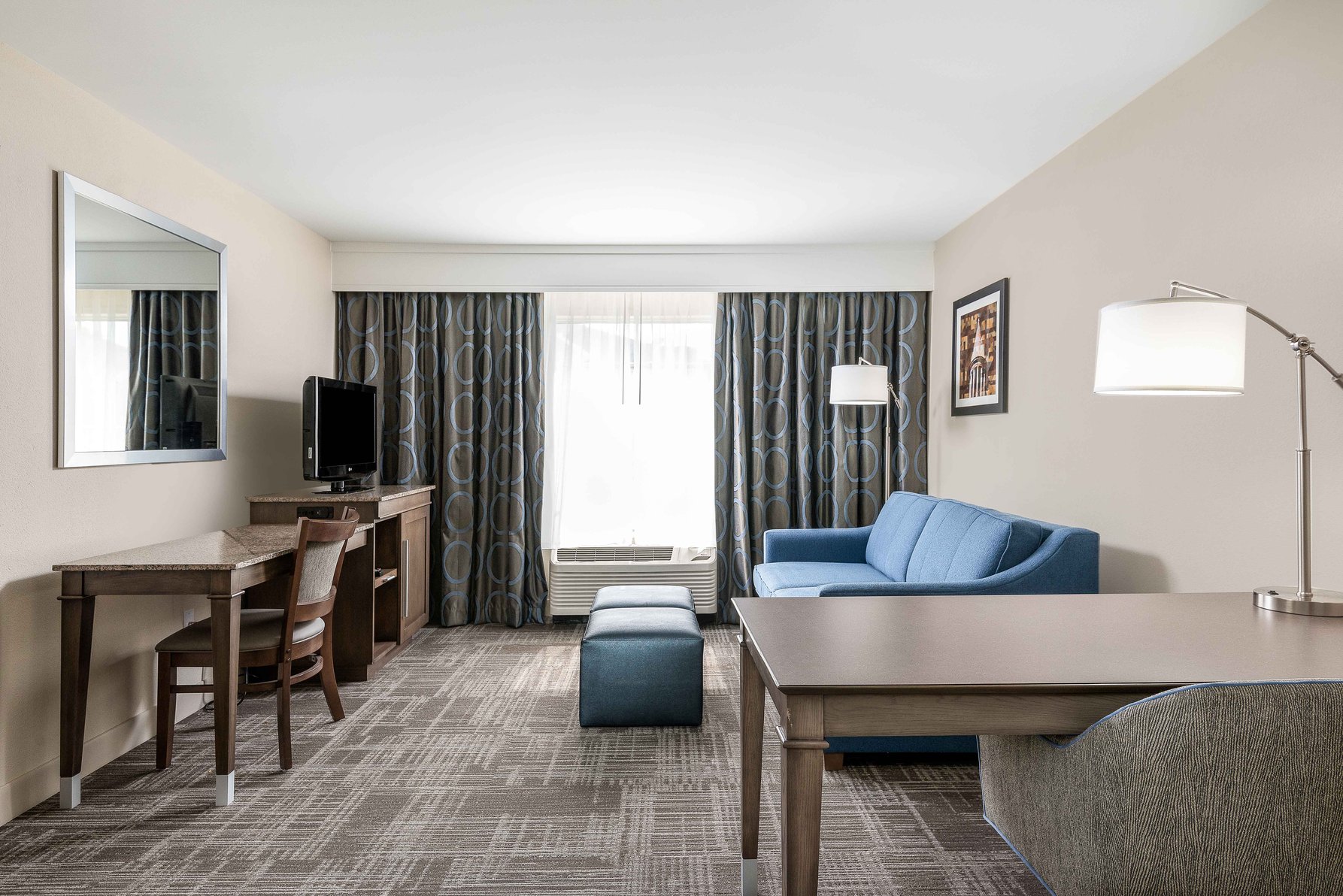 Hampton Inn & Suites Chapel Hill/Durham Room Type - 2 QUEENS SUITE W FRIDGE NS