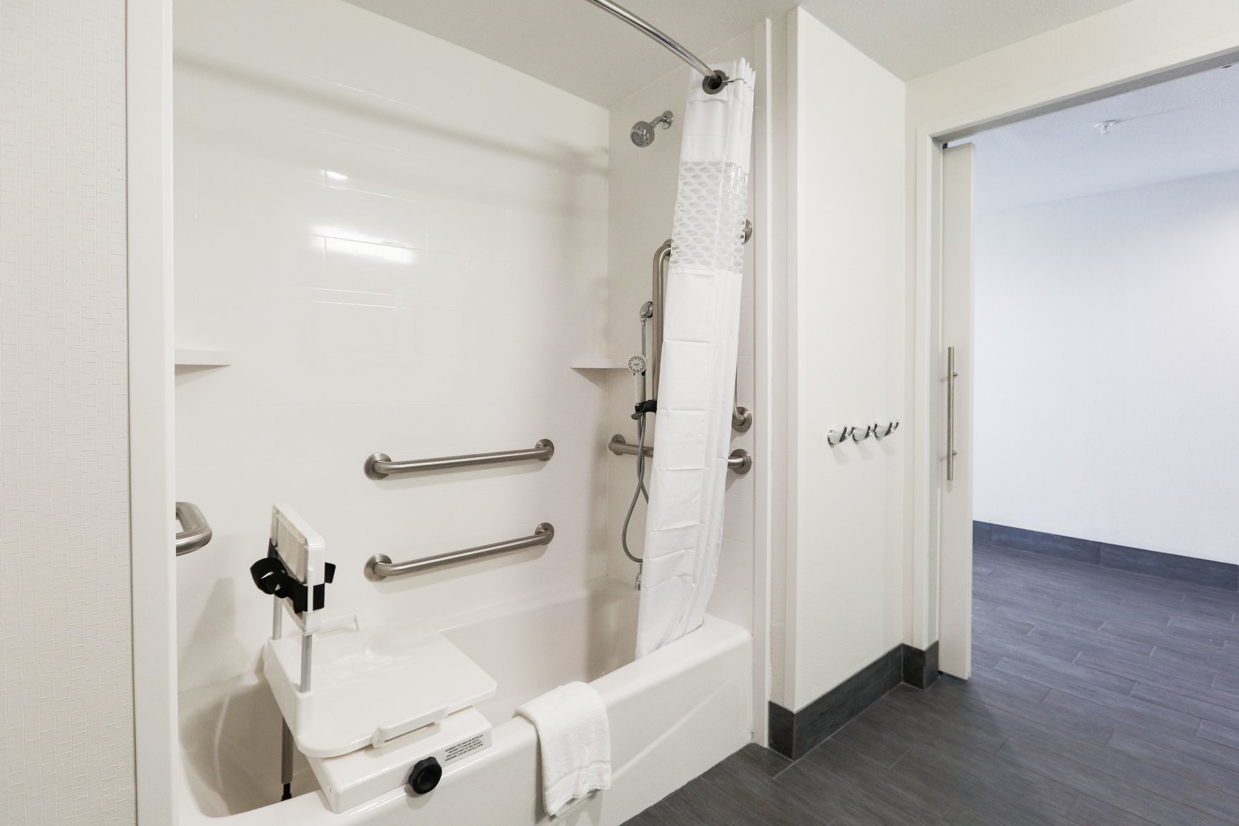 Hampton Inn El Reno, OK Room Type - 1K MOB HEA ACC TUB SFBD NS