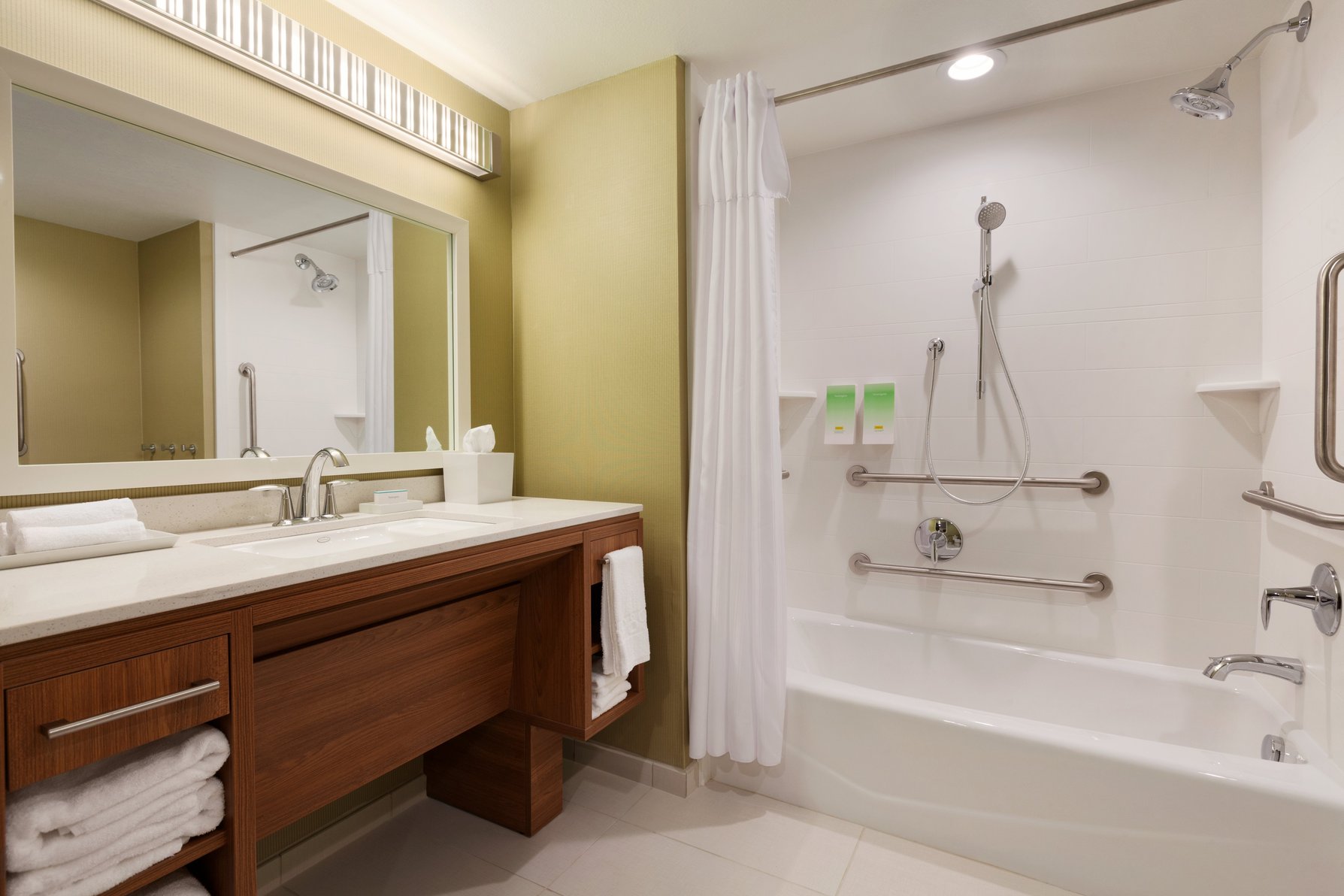 Home2Suites by Hilton Oklahoma City South Room Type - 1KG ACC TUB SUITE NONSMOK