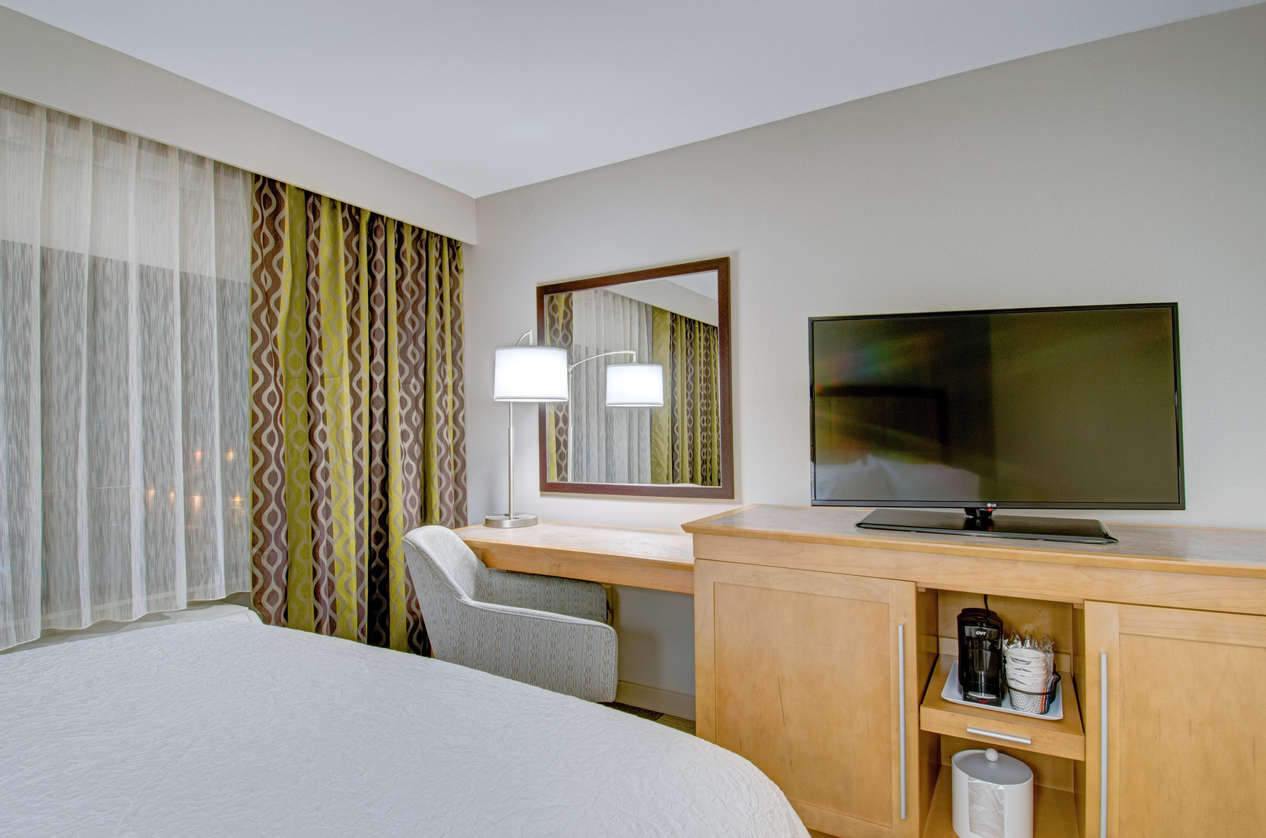 Hampton Inn by Hilton Boston - Westborough Room Type - 2 QNS ACCESSIBLE W TUB NS