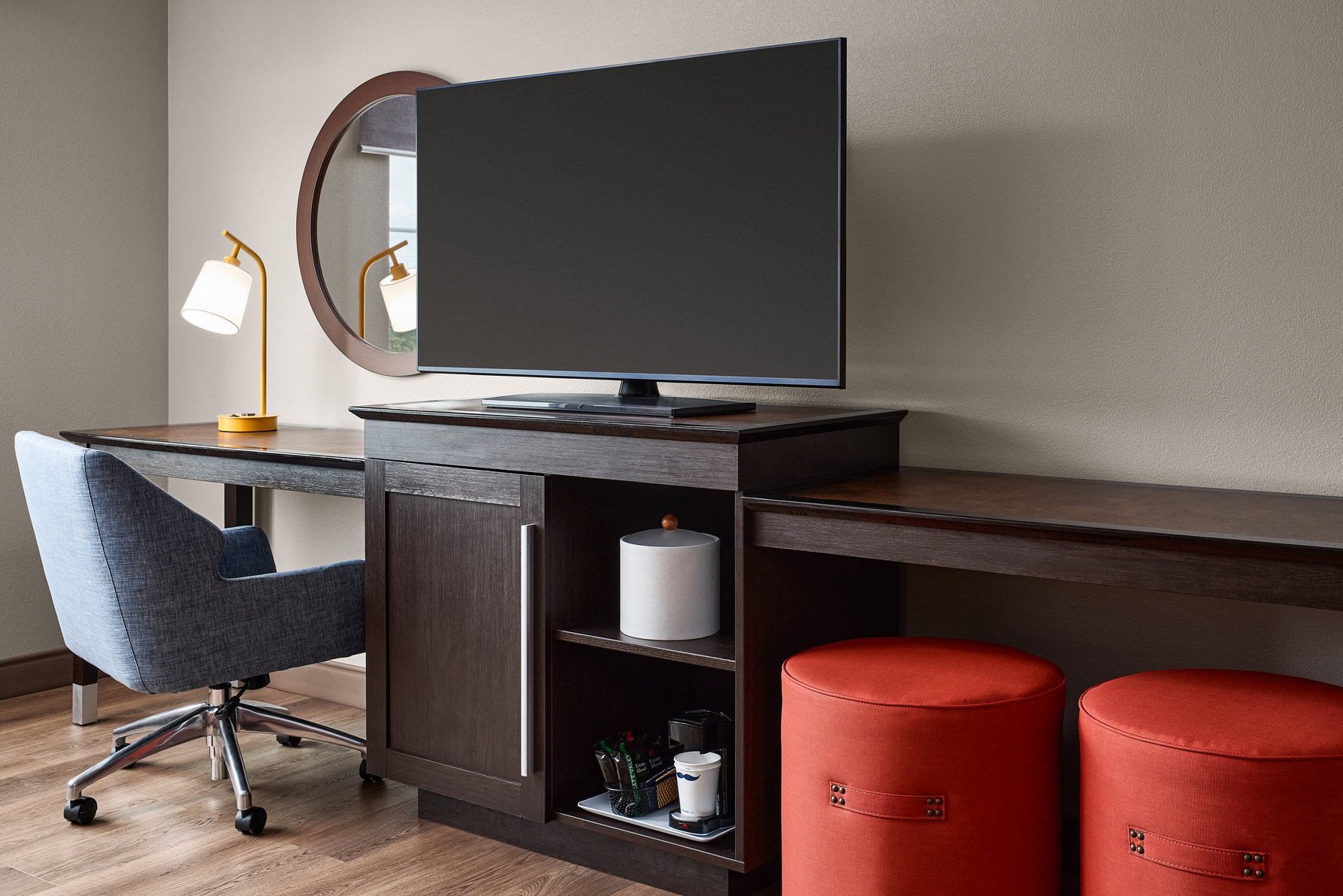 Hampton Inn & Suites by Hilton Hershey Near The Park Room Type - 2 QNS ACCESSIBLE W TUB NS