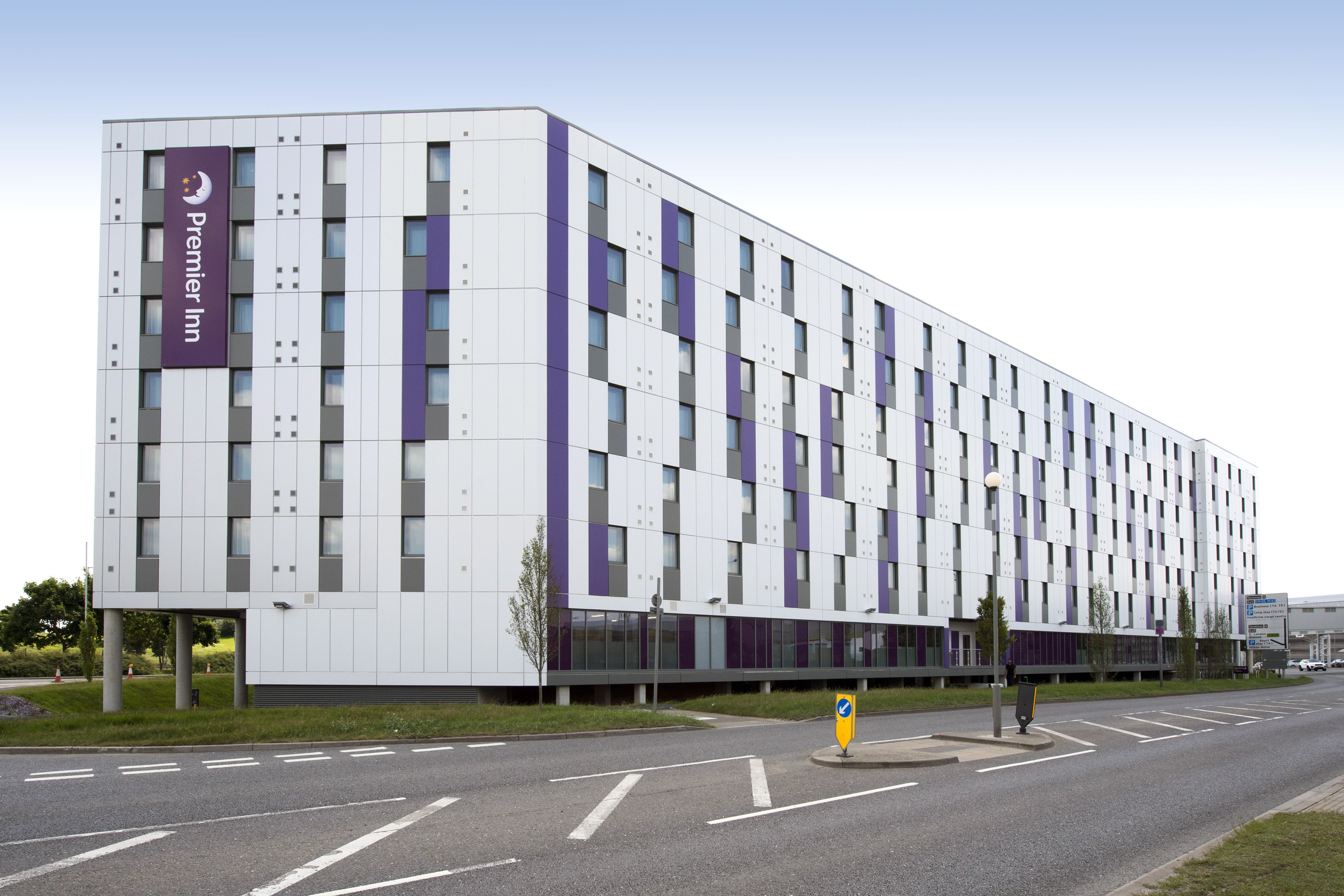Premier Inn  Heathrow Airport Terminal 4
