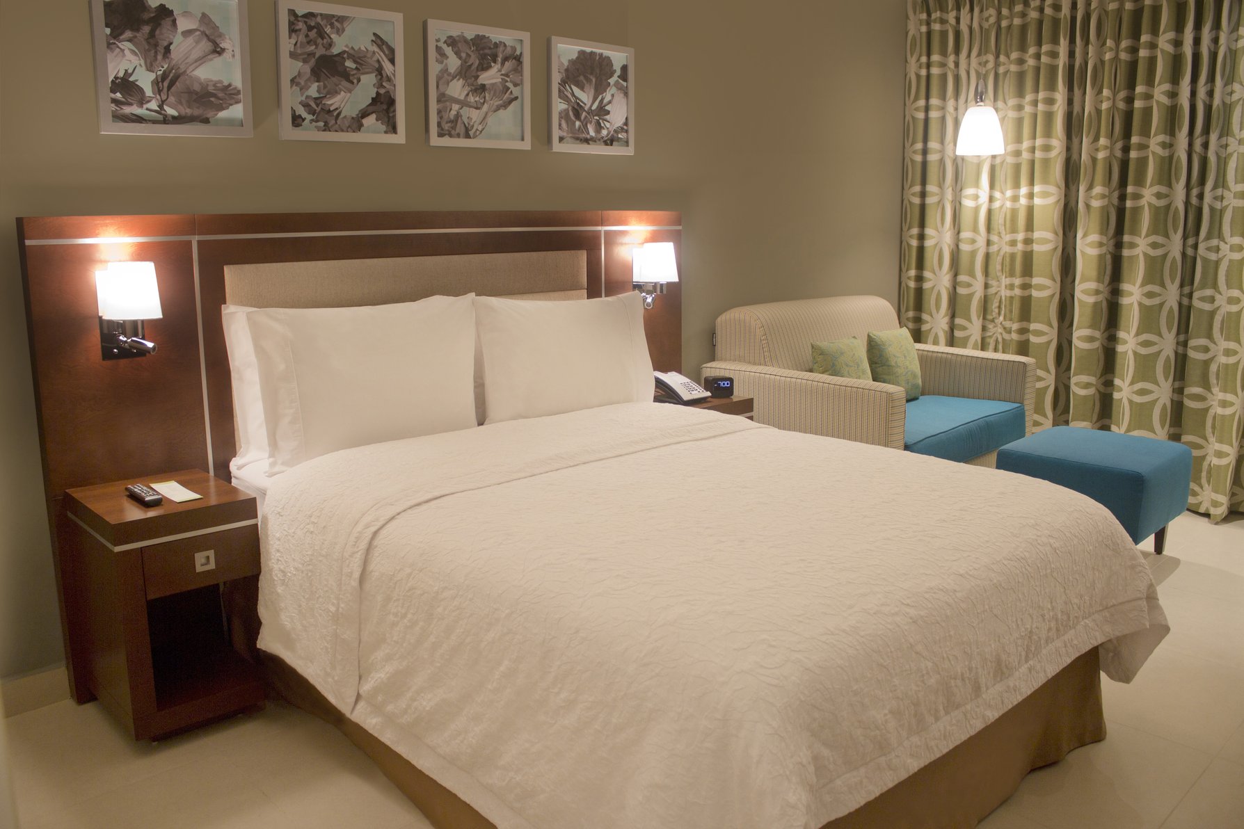 Hampton Inn by Hilton Merida Room Type - 1Q MOB HEA ACC RI-S NS SFB