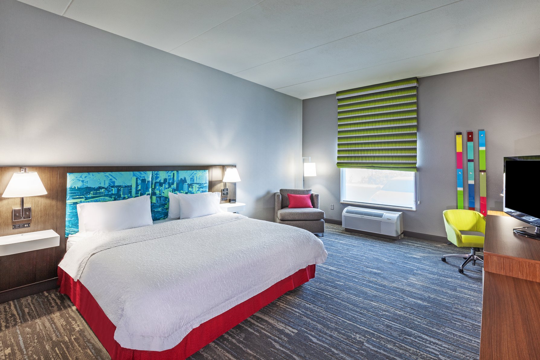 Hampton Inn & Suites Houston-Bush Intercontinental Airport Room Type - 1 KING ACC SHWR NONSMOKING