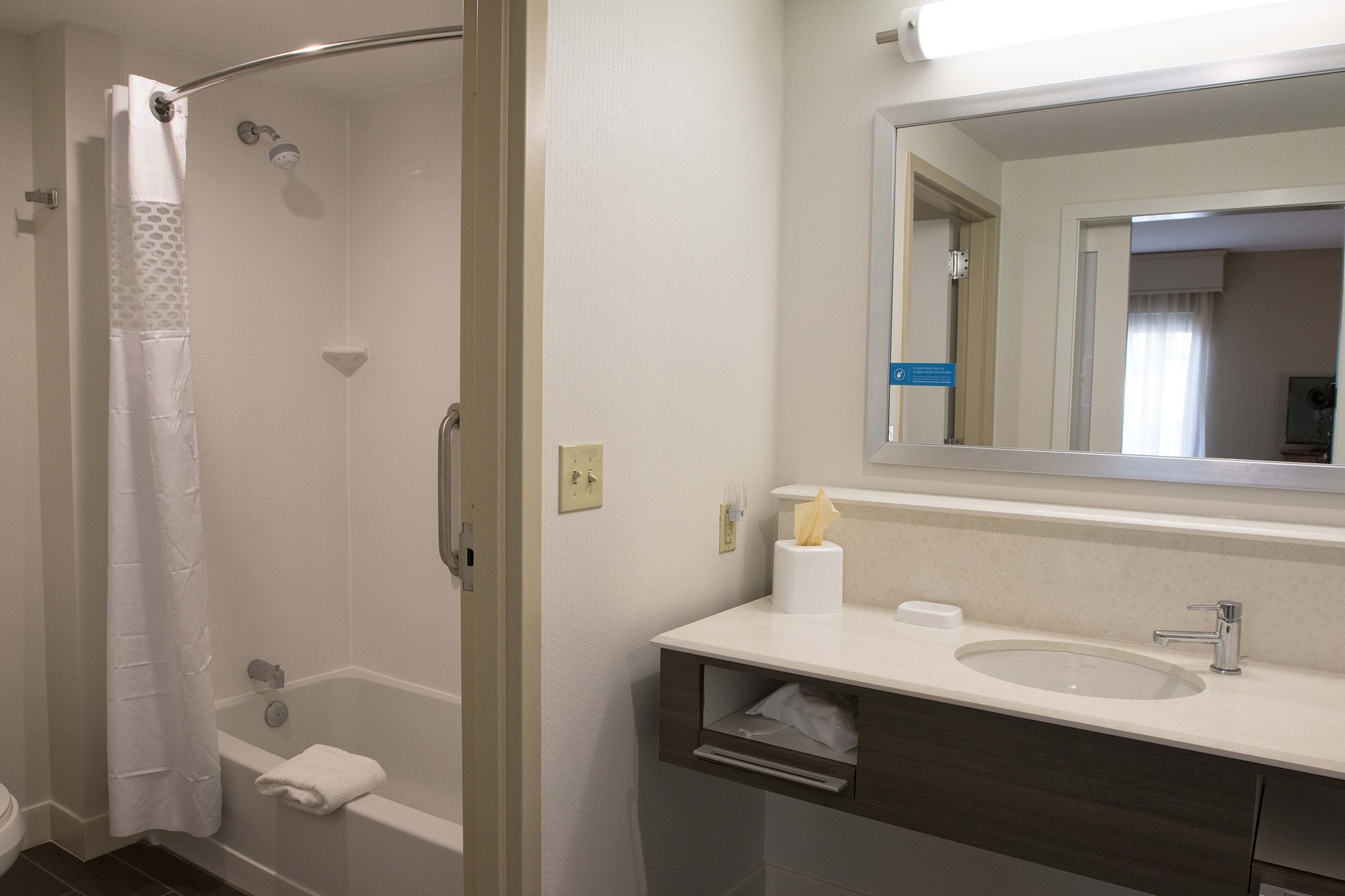 Hampton Inn & Suites by Hilton Boone Room Type - 2QN HEARING ACC STUDIO NS