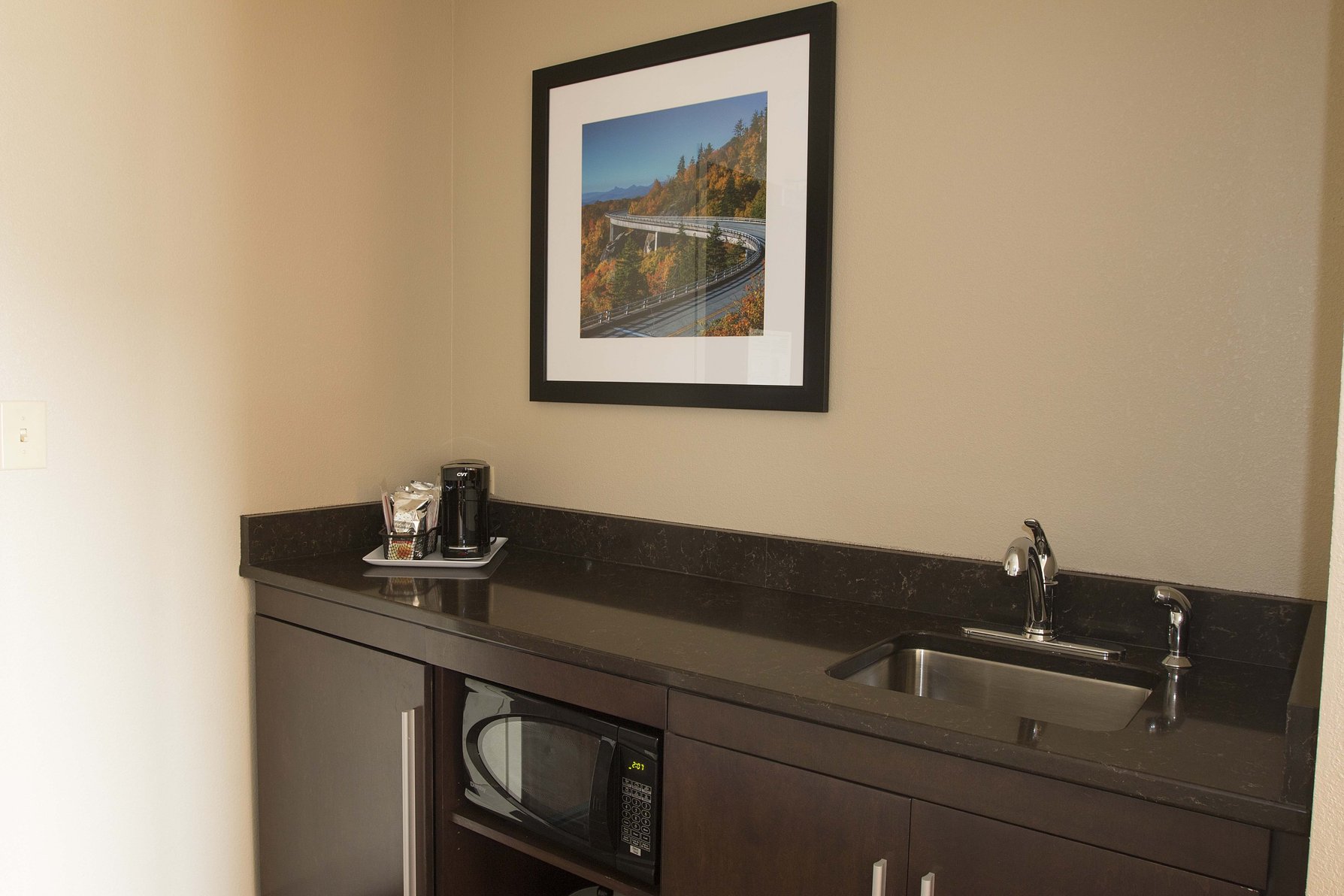Hampton Inn & Suites by Hilton Boone Room Type - 2QNS ACC TUB STUDIO NOSMOK