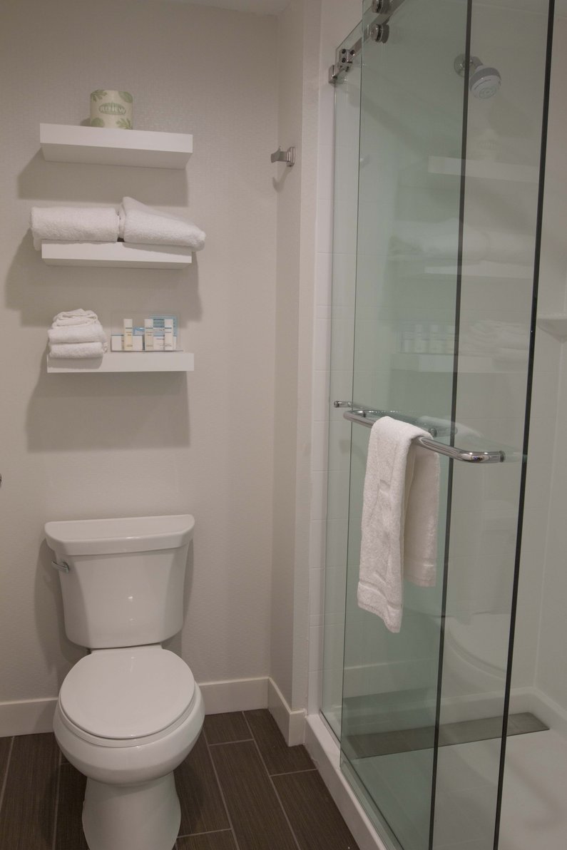 Hampton Inn & Suites by Hilton Boone Room Type - 1KN HRG ACC STU W BALC NS
