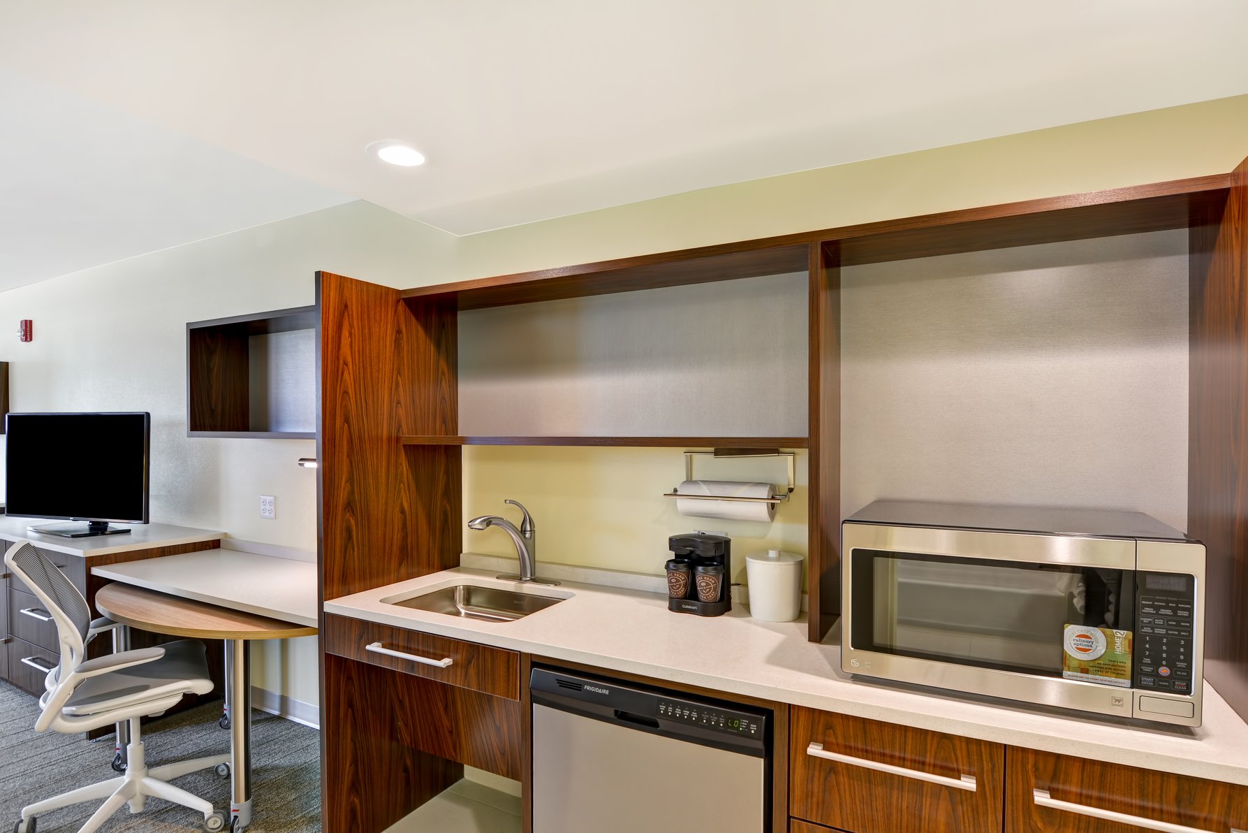 Home2 Suites By Hilton Helena Room Type - 2QN MOB HR ACC TUB STUDIO