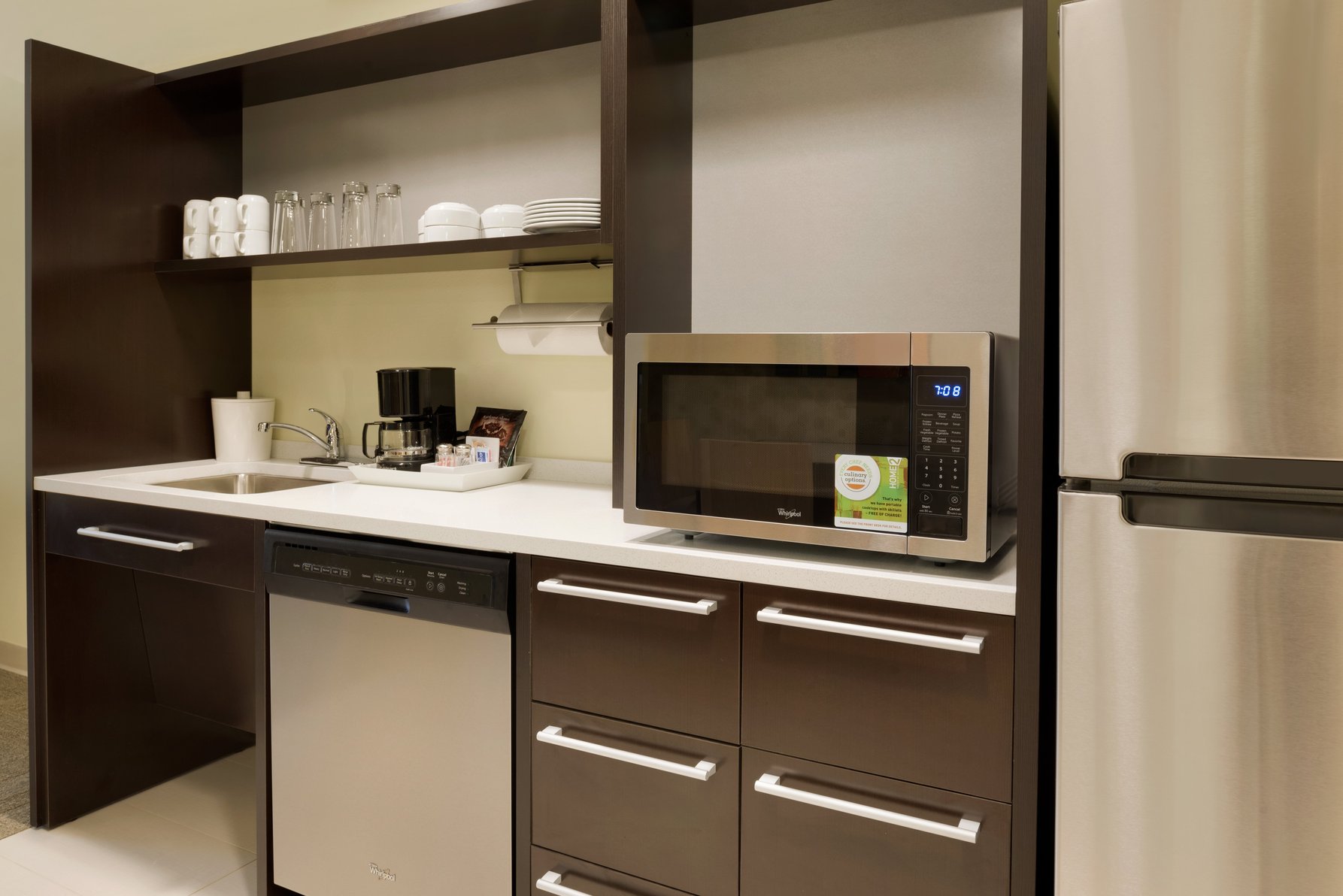 Home2 Suites by Hilton La Crosse, WI Room Type - 1 KG 1 BEDRM MOBIL ADA RIS