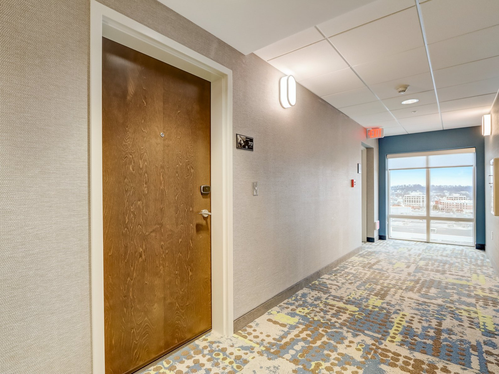 Hampton Inn & Suites by Hilton Cincinnati Midtown Rookwood Room Type - 2QN MOB HEARING ACC TUB