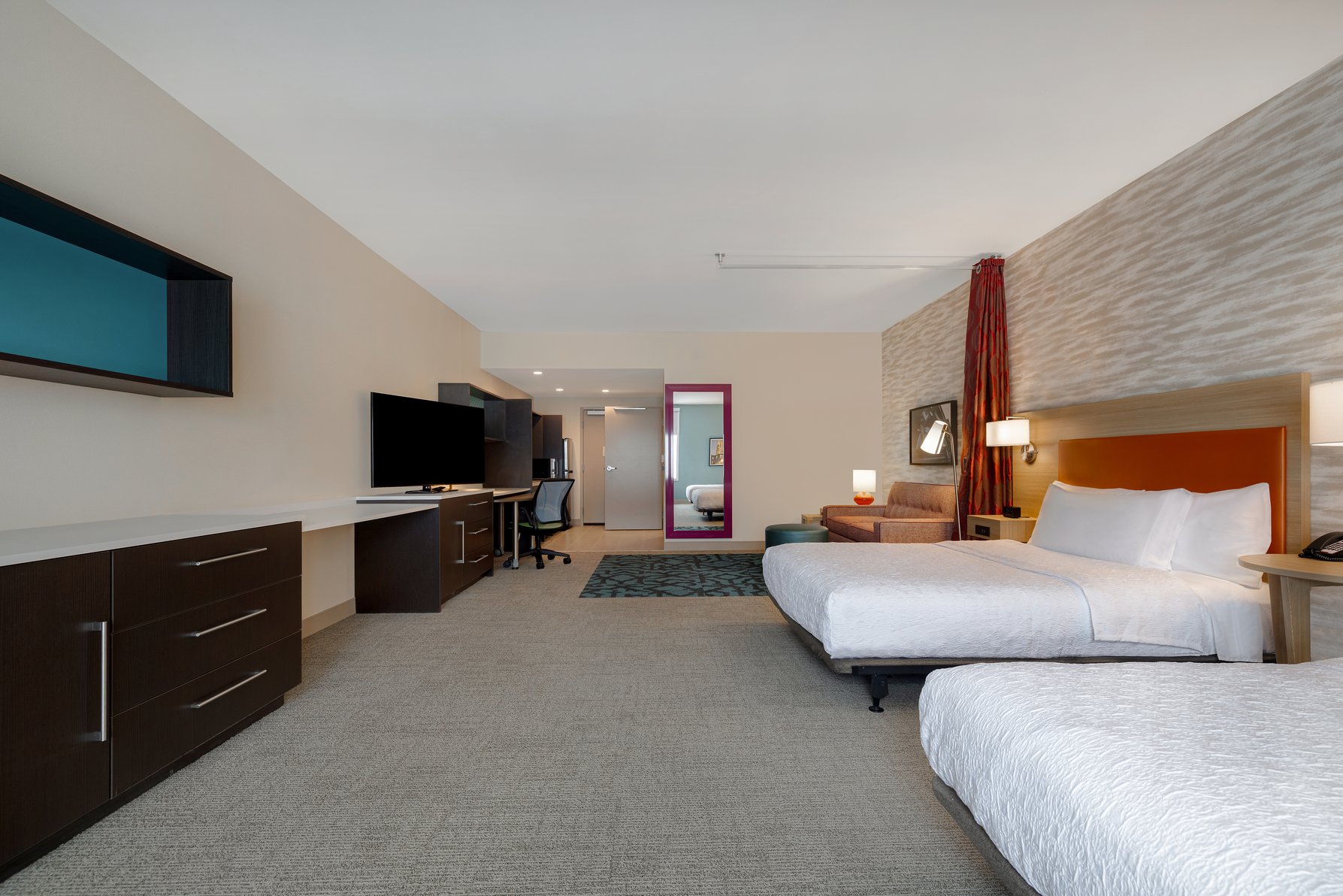 Home2 Suites by Hilton Allentown Bethlehem Airport Room Type - 2QN MOB ACC RI SHWR STUDIO