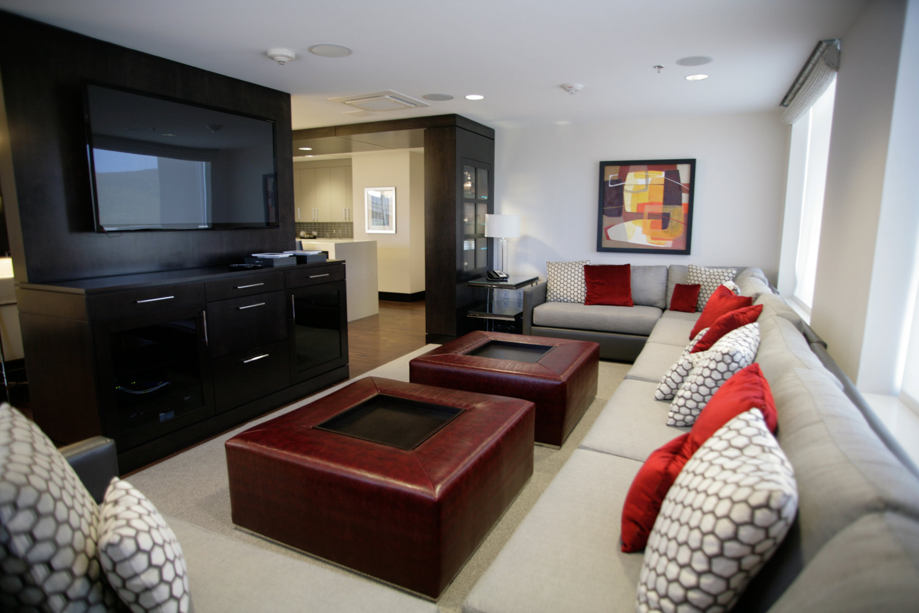 DoubleTree by Hilton Hotel Bristol, Connecticut Room Type - 1 KING PRESIDENTIAL STE NS