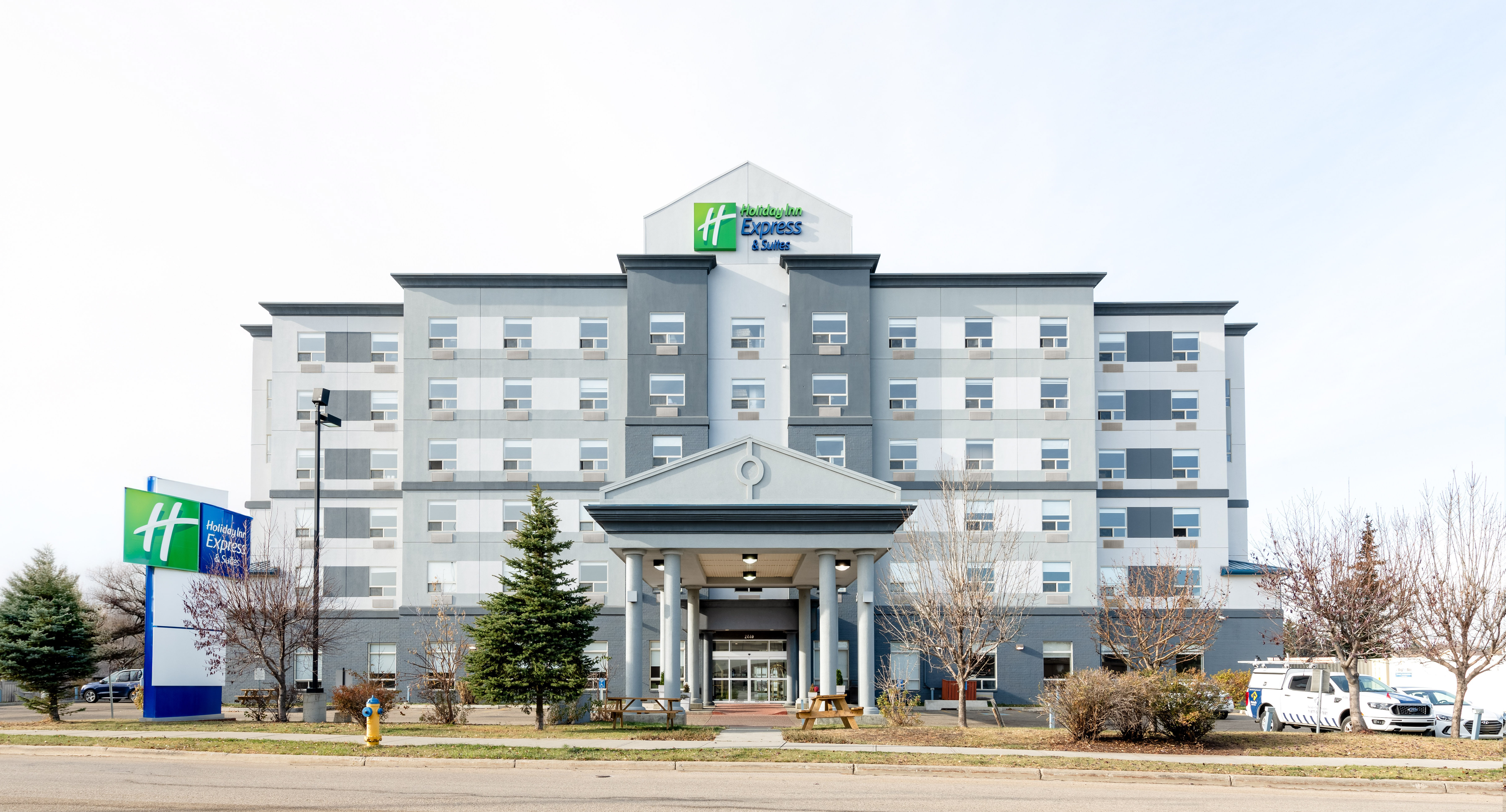 Holiday Inn Express Edmonton South