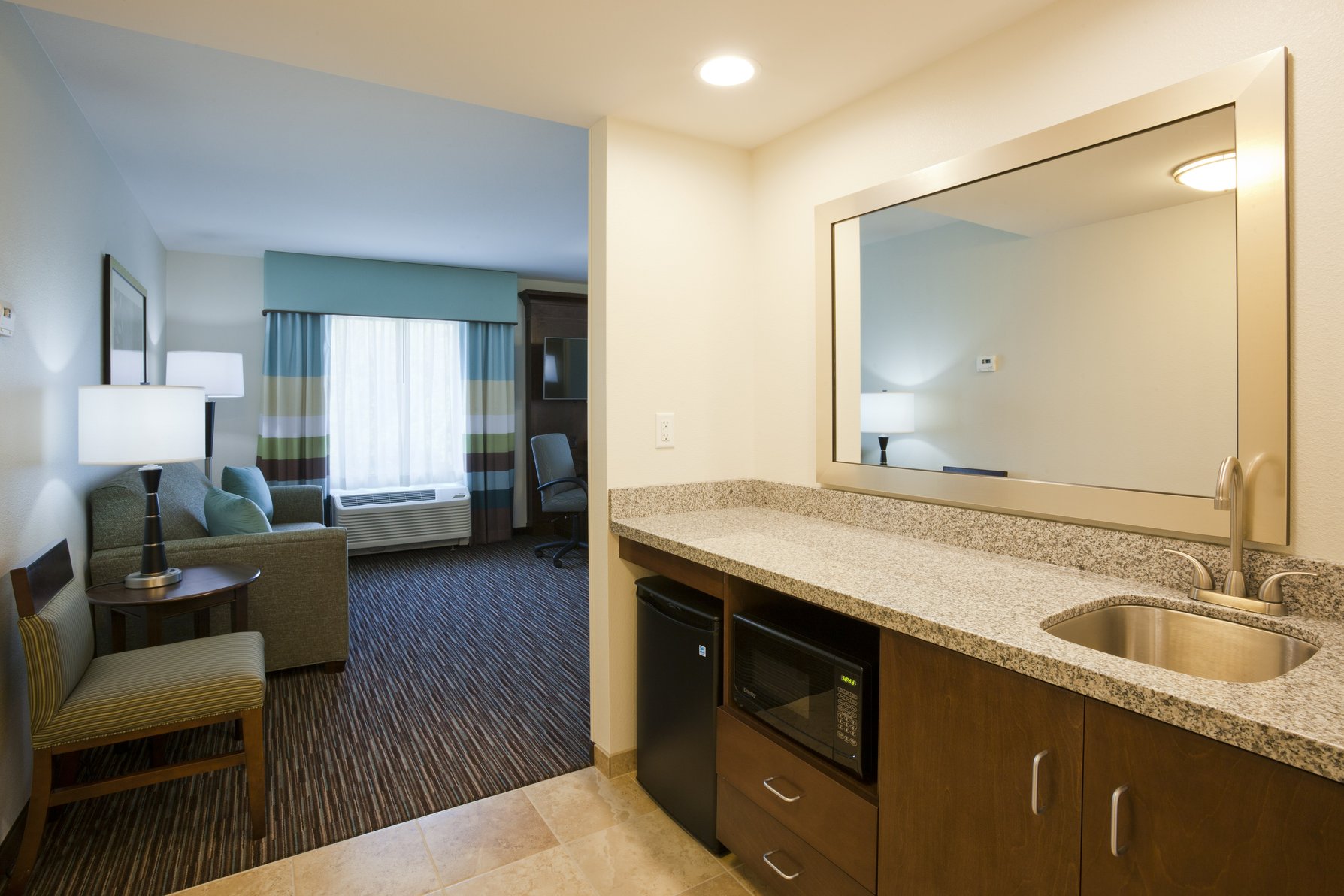 Hampton Inn & Suites Minneapolis West/ Minnetonka Room Type - 1KN MOB HEA ACC RIS STU NS