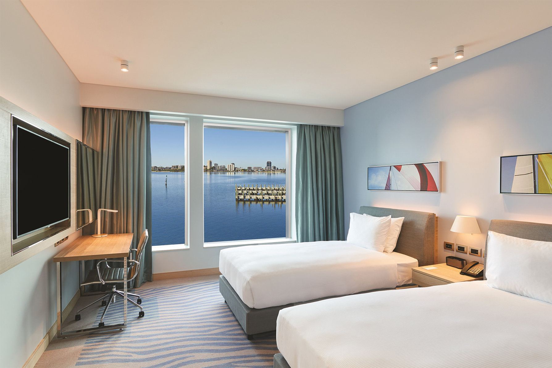 DoubleTree by Hilton Perth Waterfront Room Type - TWIN GUEST ROOM RIVER VIEW