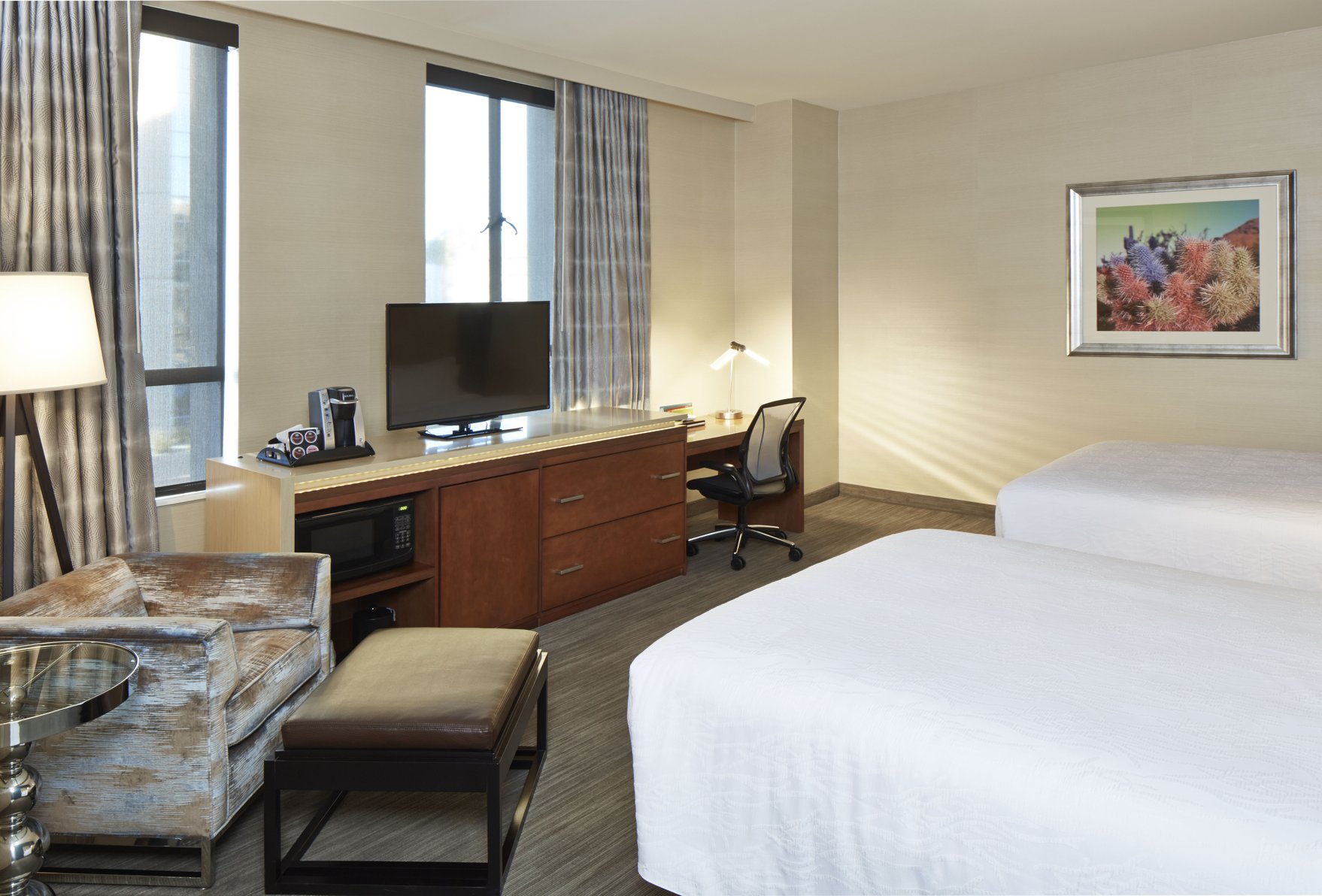 Hilton Garden Inn Phoenix Downtown Room Type - 2 QUEENS 1 BEDROOM SUITE