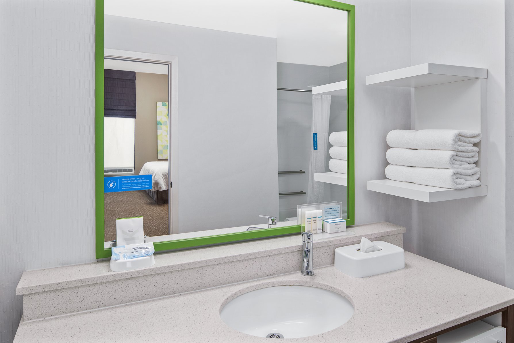 Hampton Inn by Hilton Thomasville Room Type - 1 KN ACC TUB SUITE NOSMOK