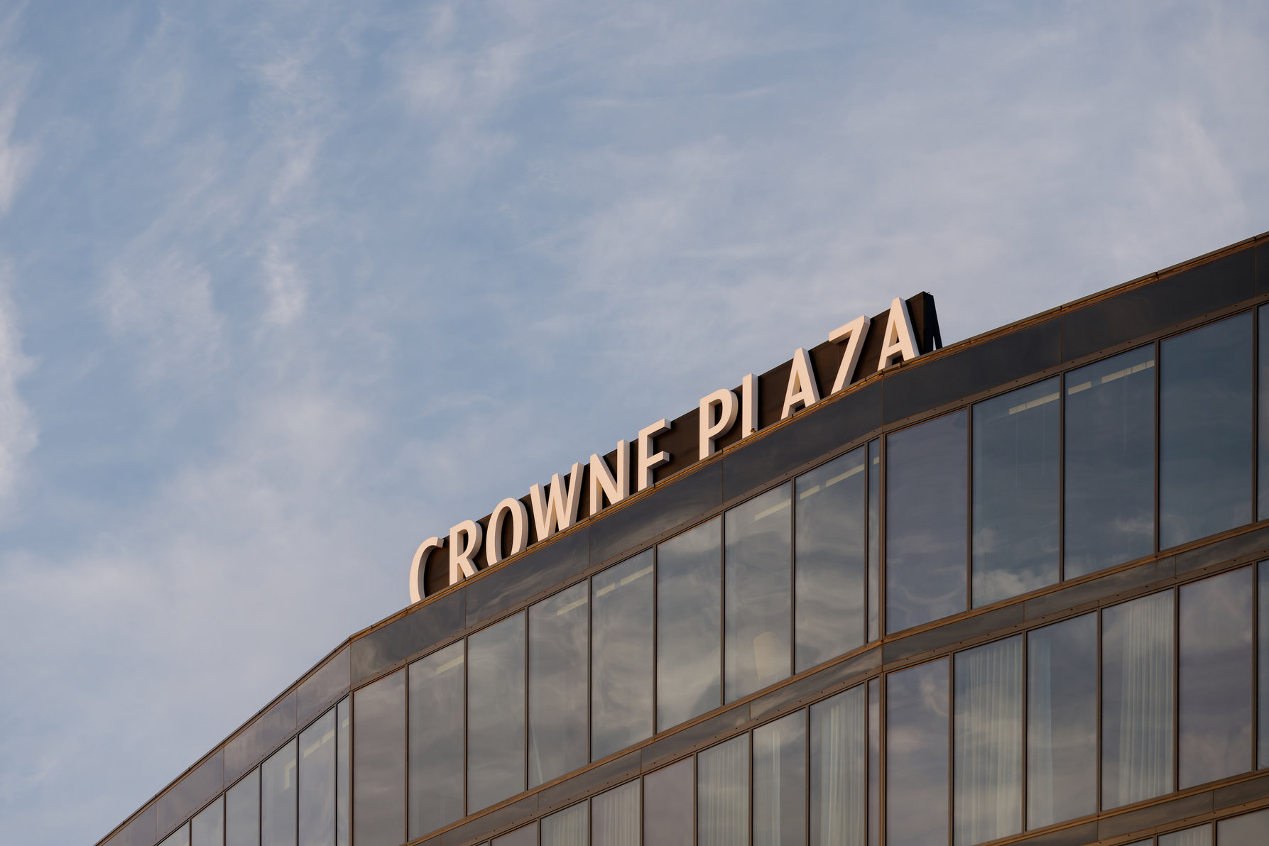 The globally renown Crowne Plaza brand in Mawson Lakes.