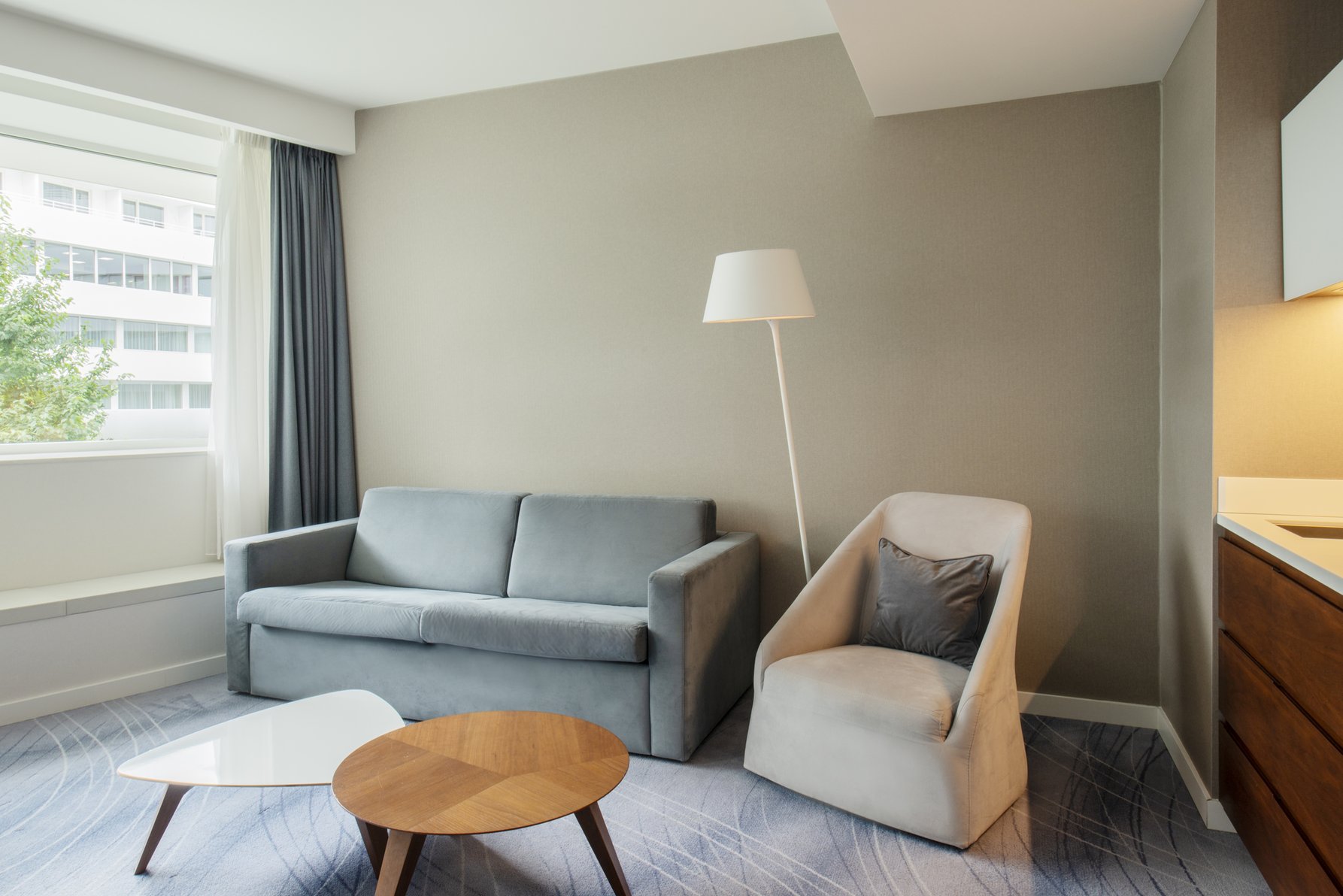DoubleTree by Hilton Hotel Wroclaw Room Type - KING ONE BEDROOM SUITE