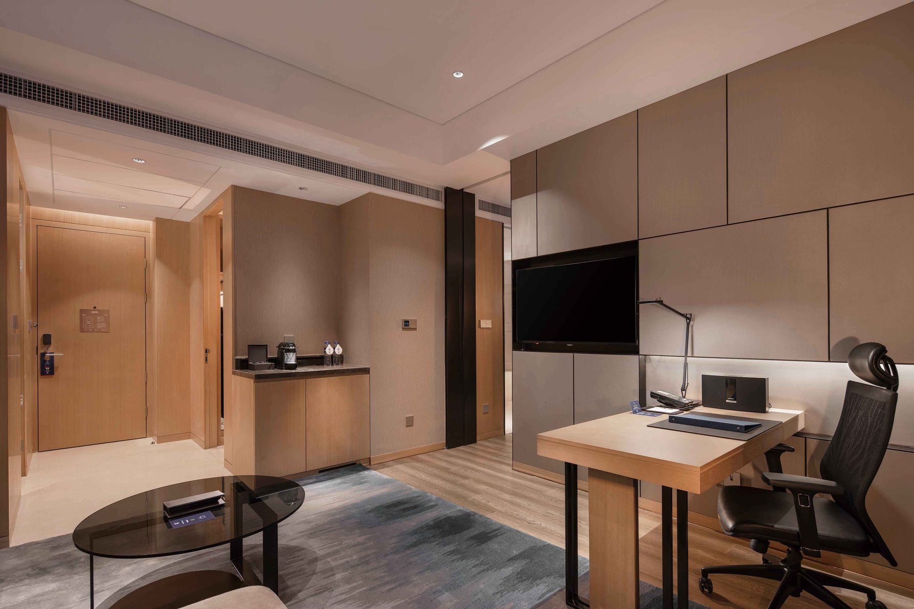 Doubletree by Hilton Yangzhou Room Type - KING ONE BEDROOM SUITE