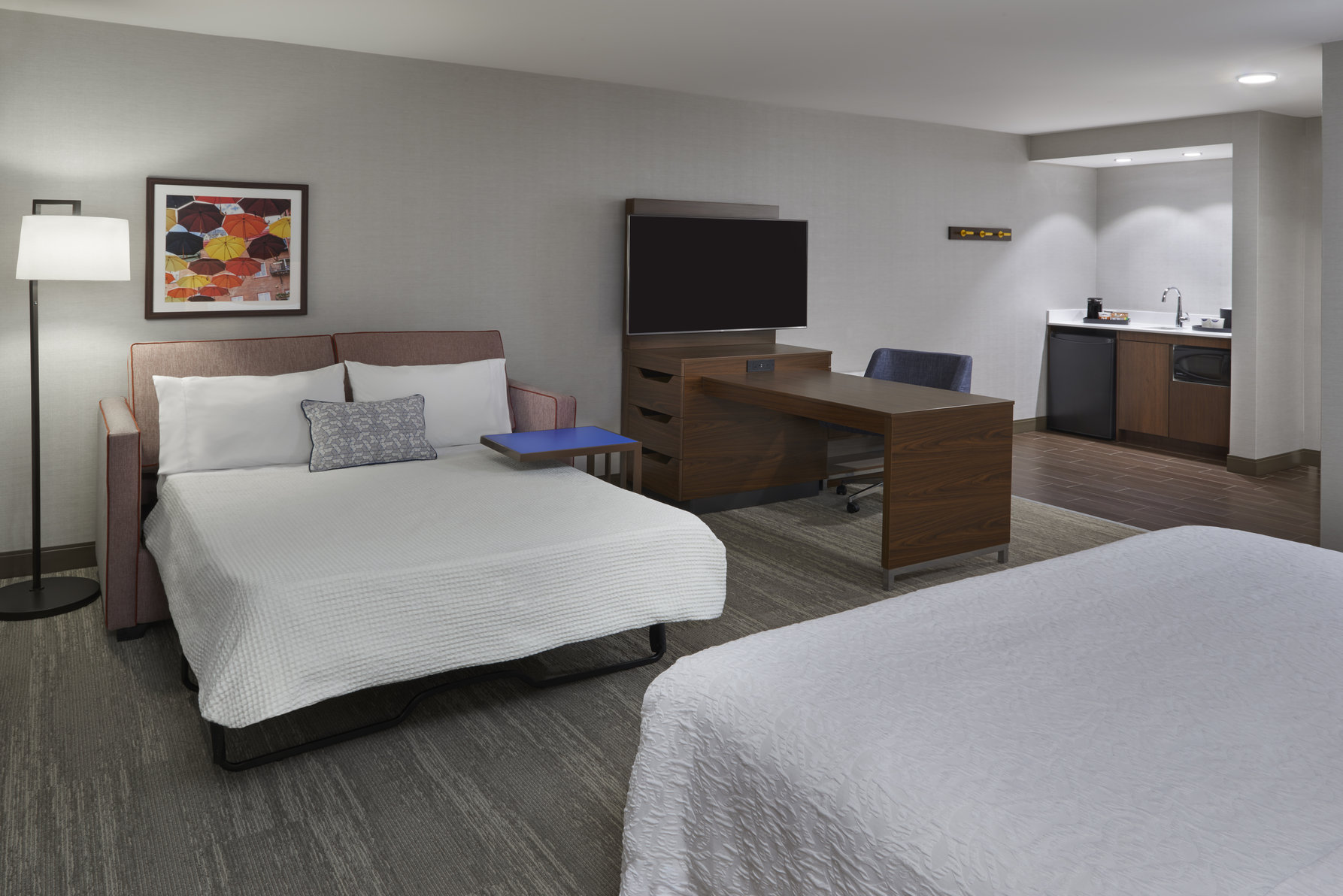 Hampton Inn & Suites by Hilton Montreal-Dorval Room Type - KING STUDIO SUITE NON SMOK