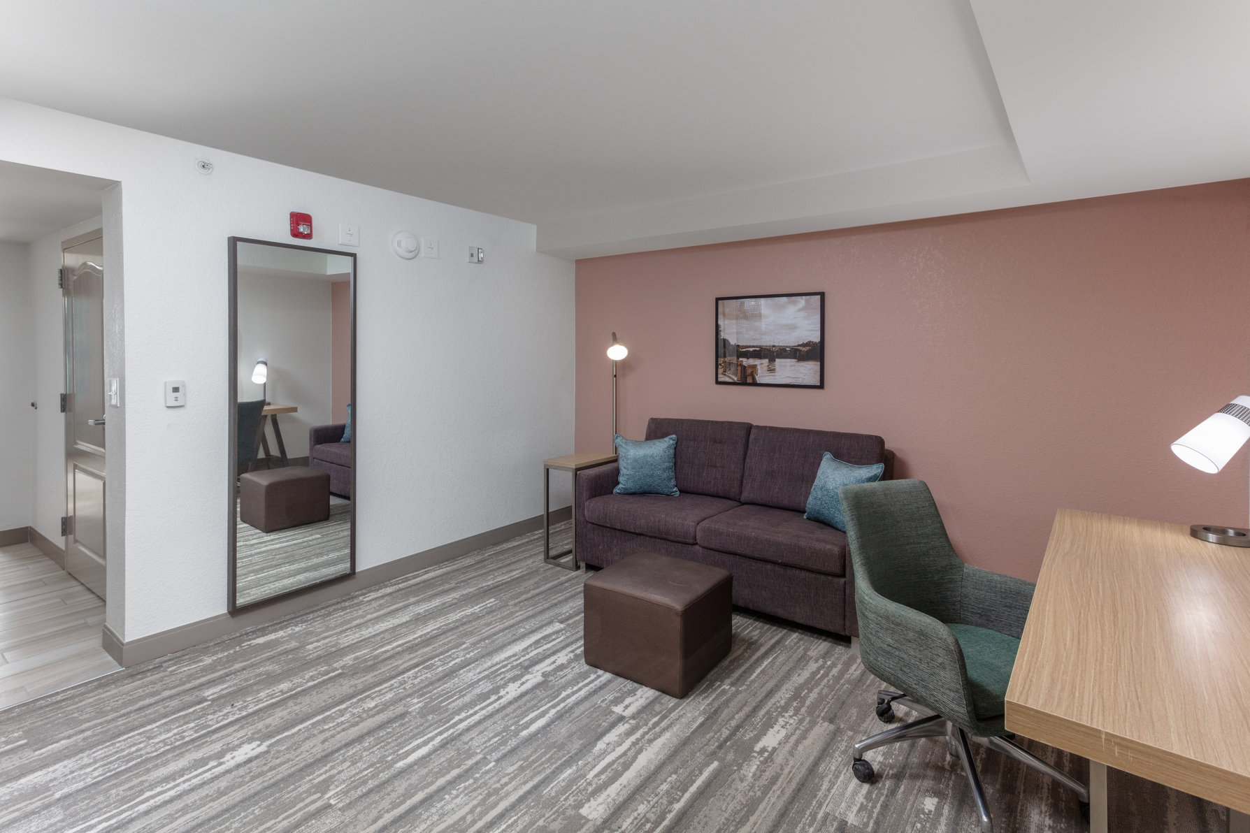 Hilton Garden Inn Columbus Room Type - 1KG STE MOB HEAR ACC TUB
