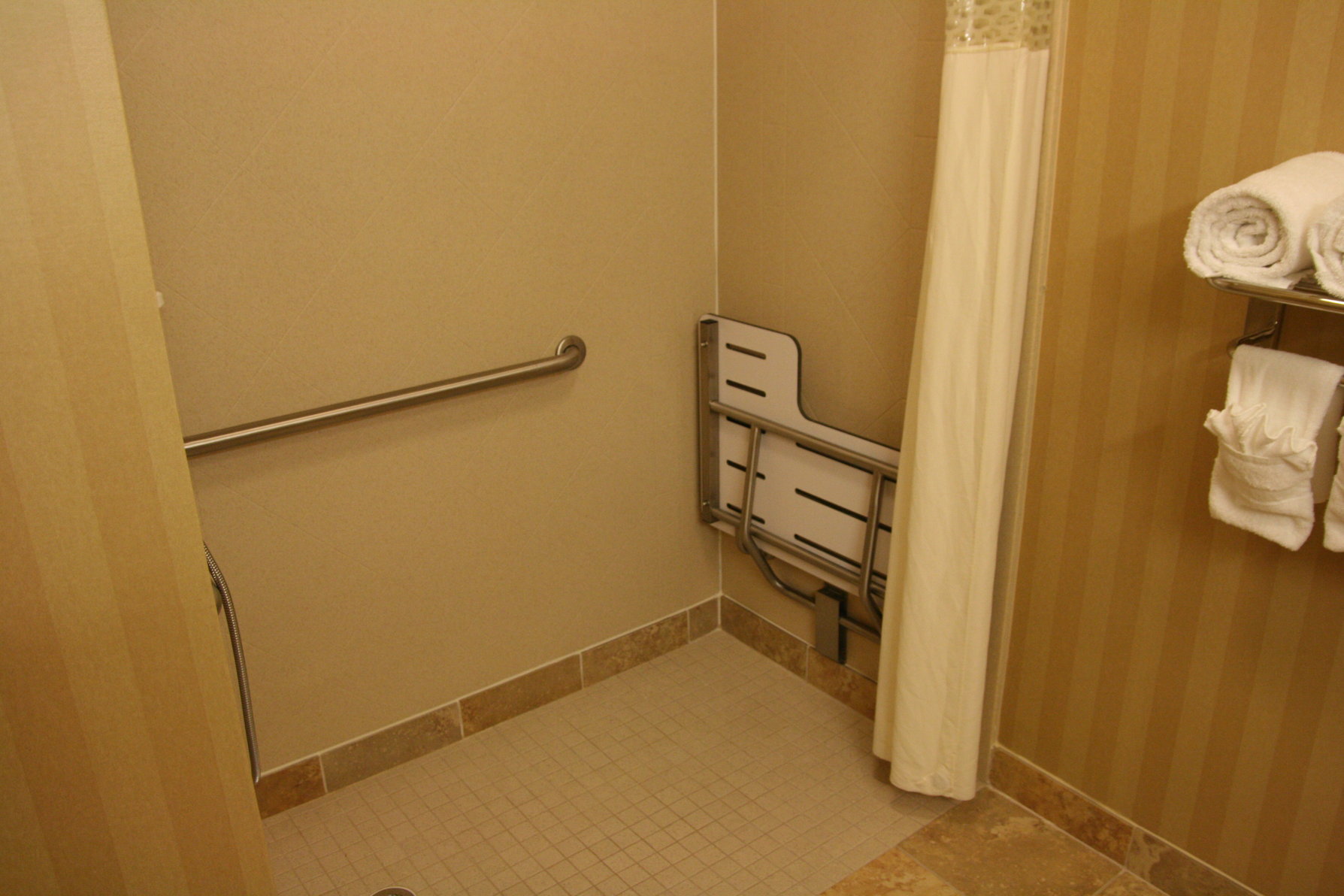 Hampton Inn & Suites Mobile Providence Park/Airport Room Type - 1KN MOB HEA ACC RIS STU NS