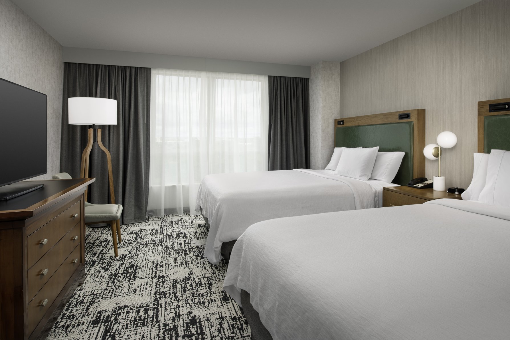 Embassy Suites Dulles - North/Loudoun Room Type - 2QN MOB HR ACC RI-SHWR STE