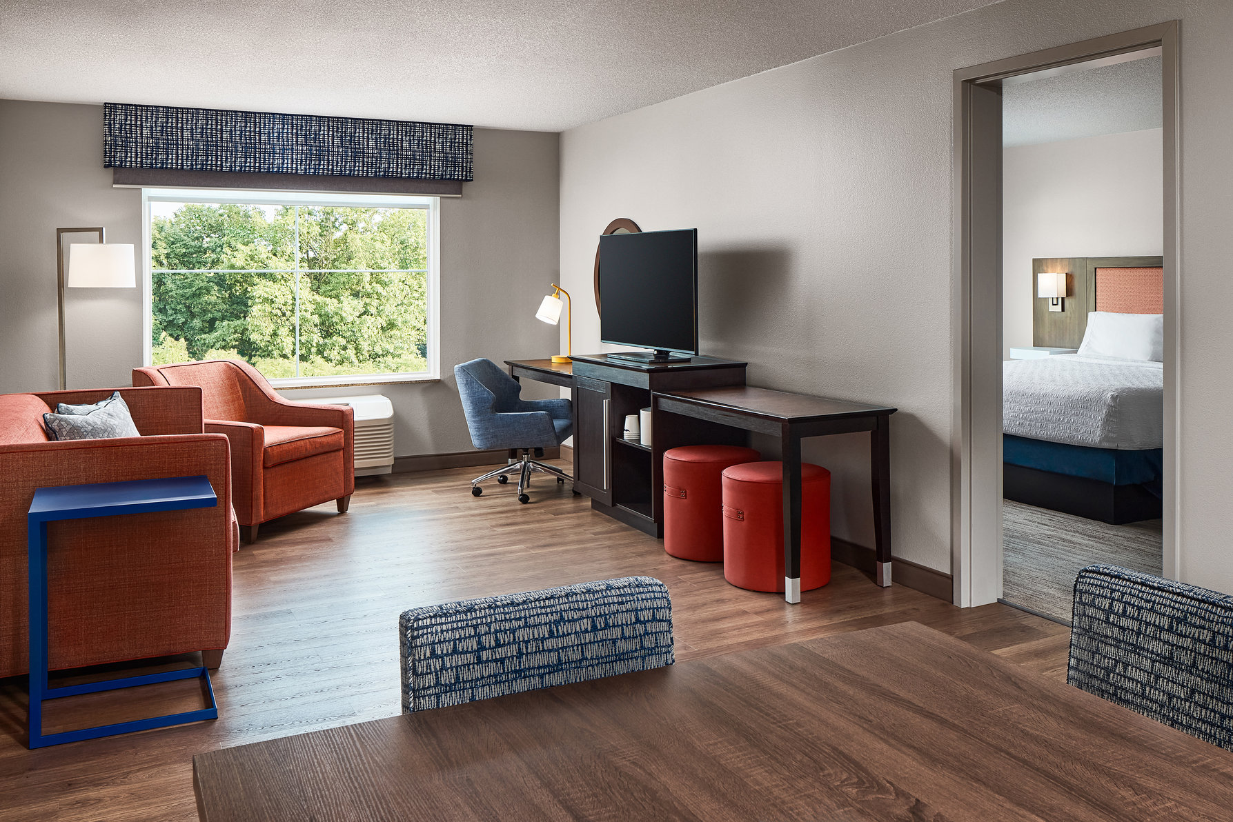Hampton Inn & Suites by Hilton Hershey Near The Park Room Type - 1KG MOB HEA ACC TUB STE NS