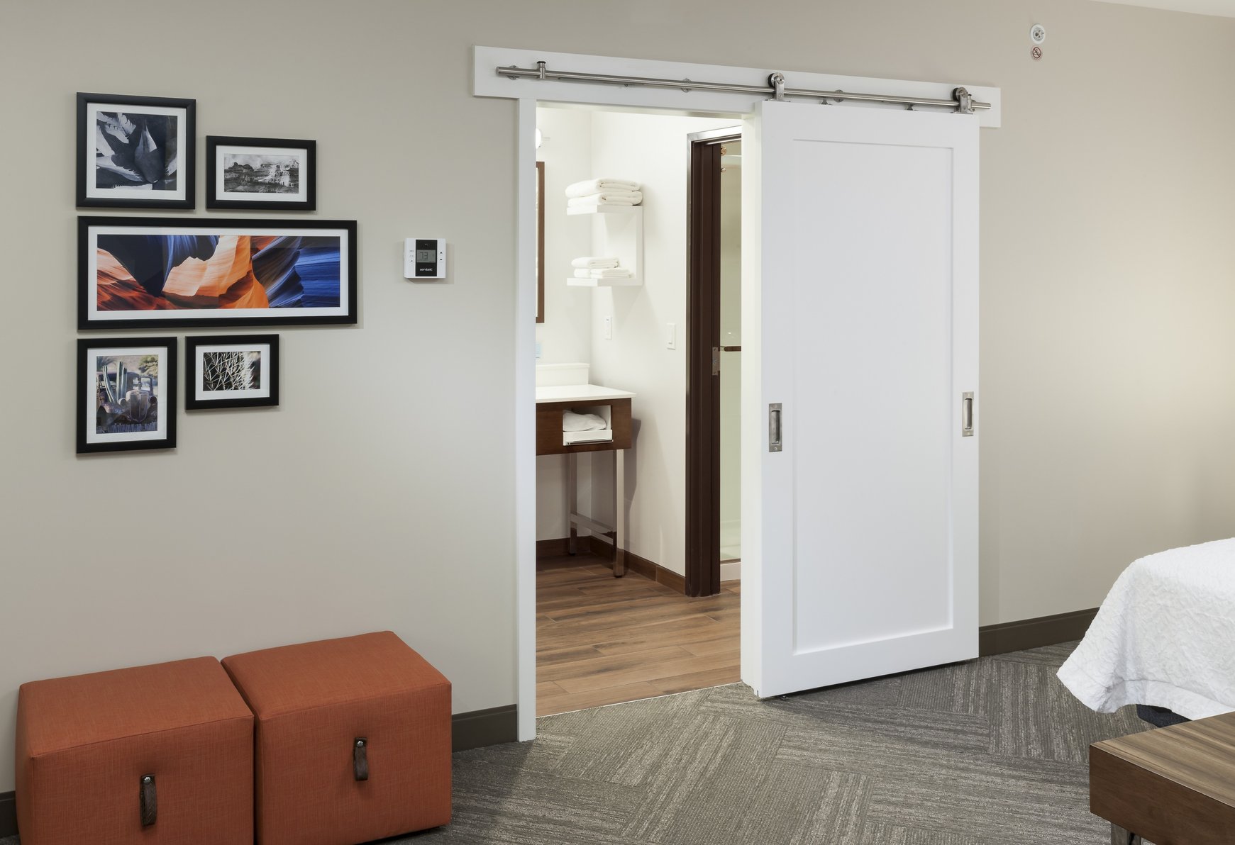 Hampton Inn & Suites by Hilton Phoenix Downtown Room Type - 1 KN ACC RI SHWR STUDIO NS