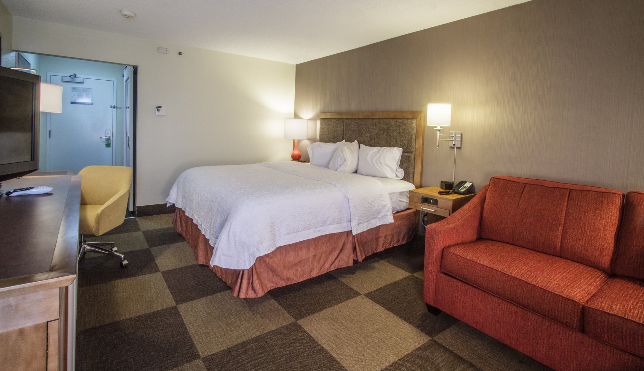Hampton Inn by Hilton South Haven Room Type - KING STUDY W SOFA BED-NON