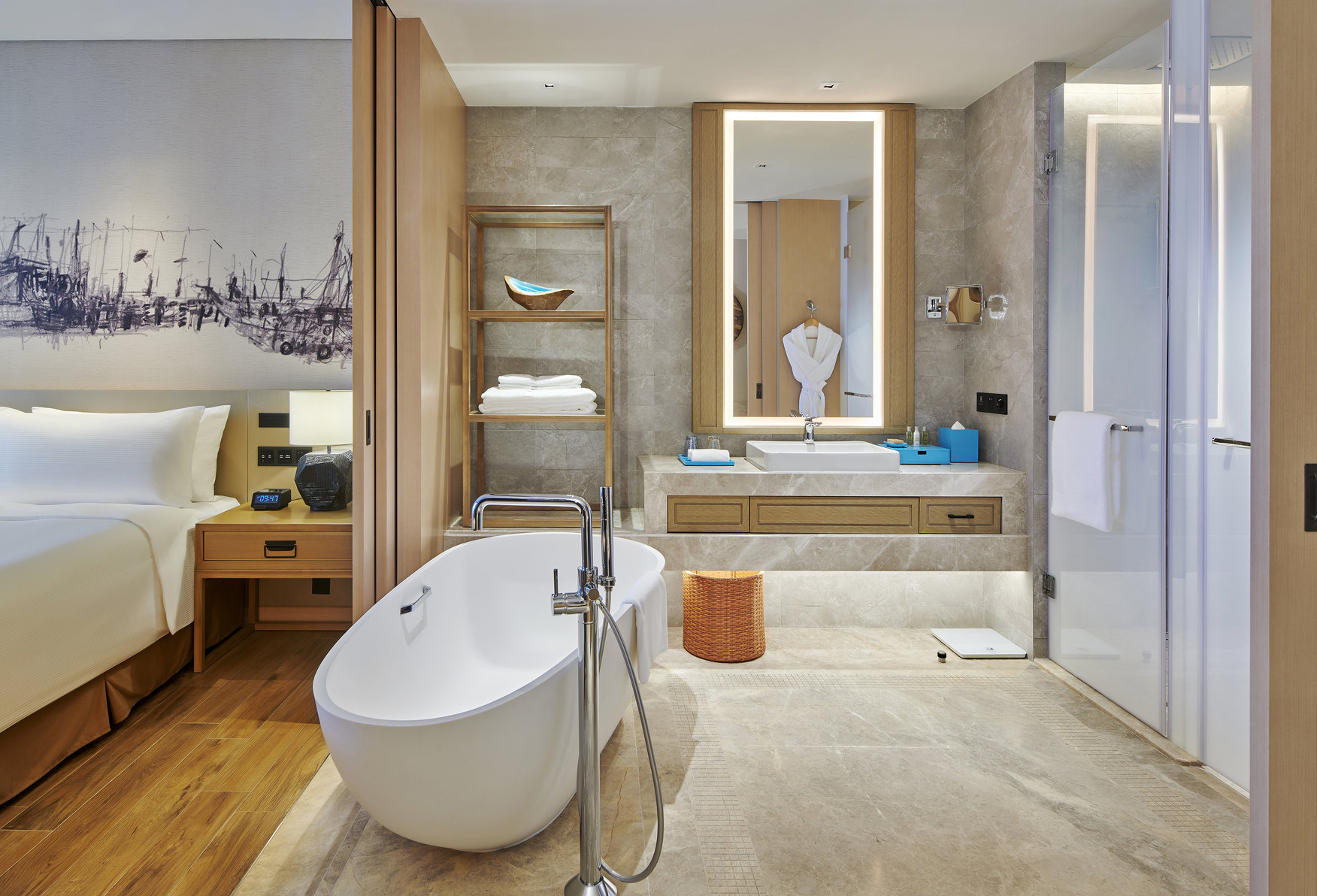 DoubleTree by Hilton Shanwei Room Type - PREMIUM KING ROOM