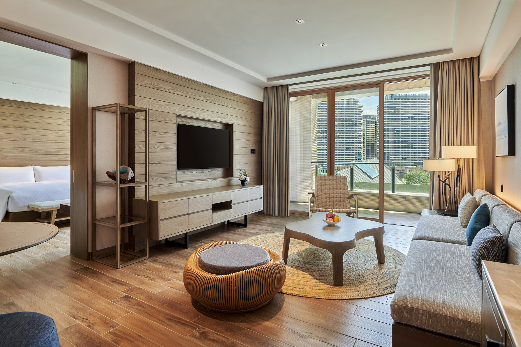 DoubleTree by Hilton Shanwei Room Type - DELUXE SUITE