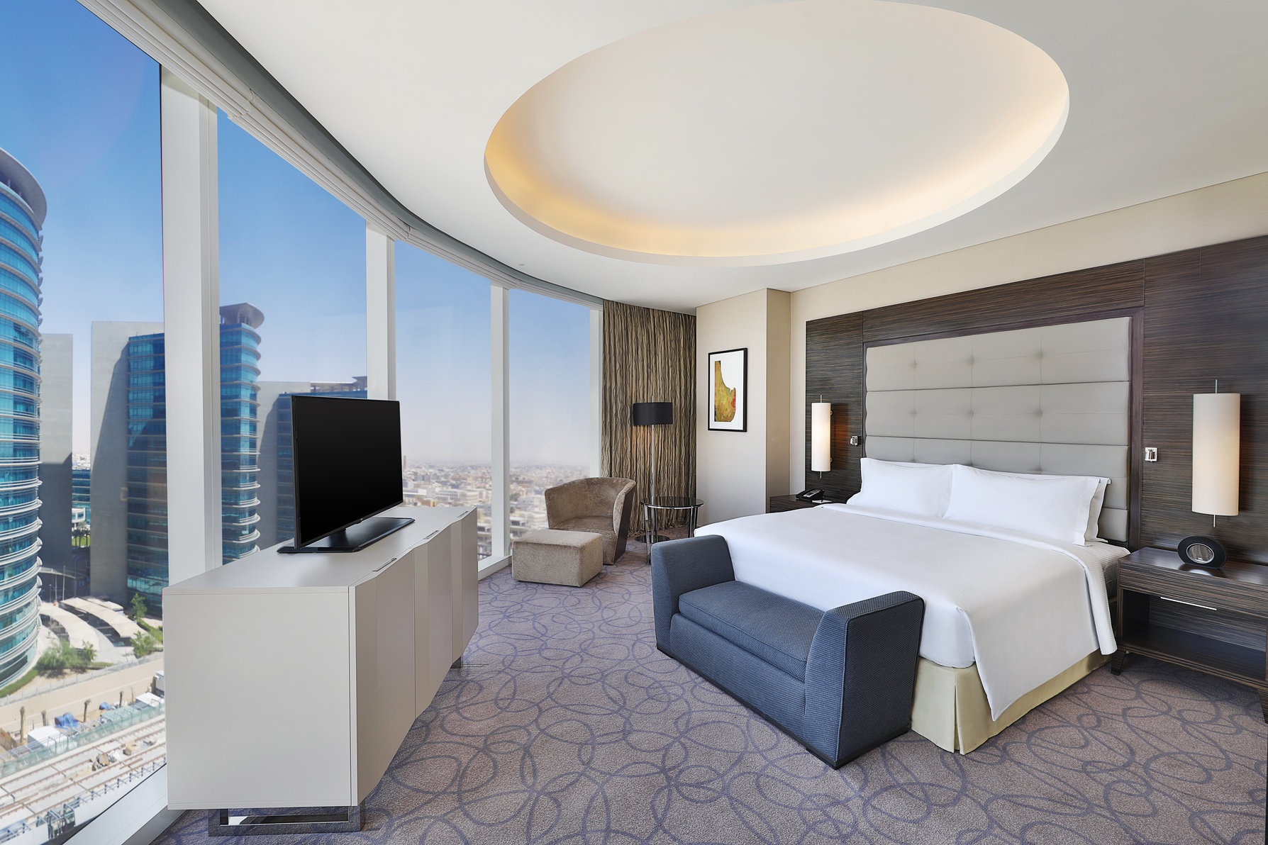Hilton Riyadh Hotel & Residences Room Type - KING EXECUTIVE DELUXE ROOM