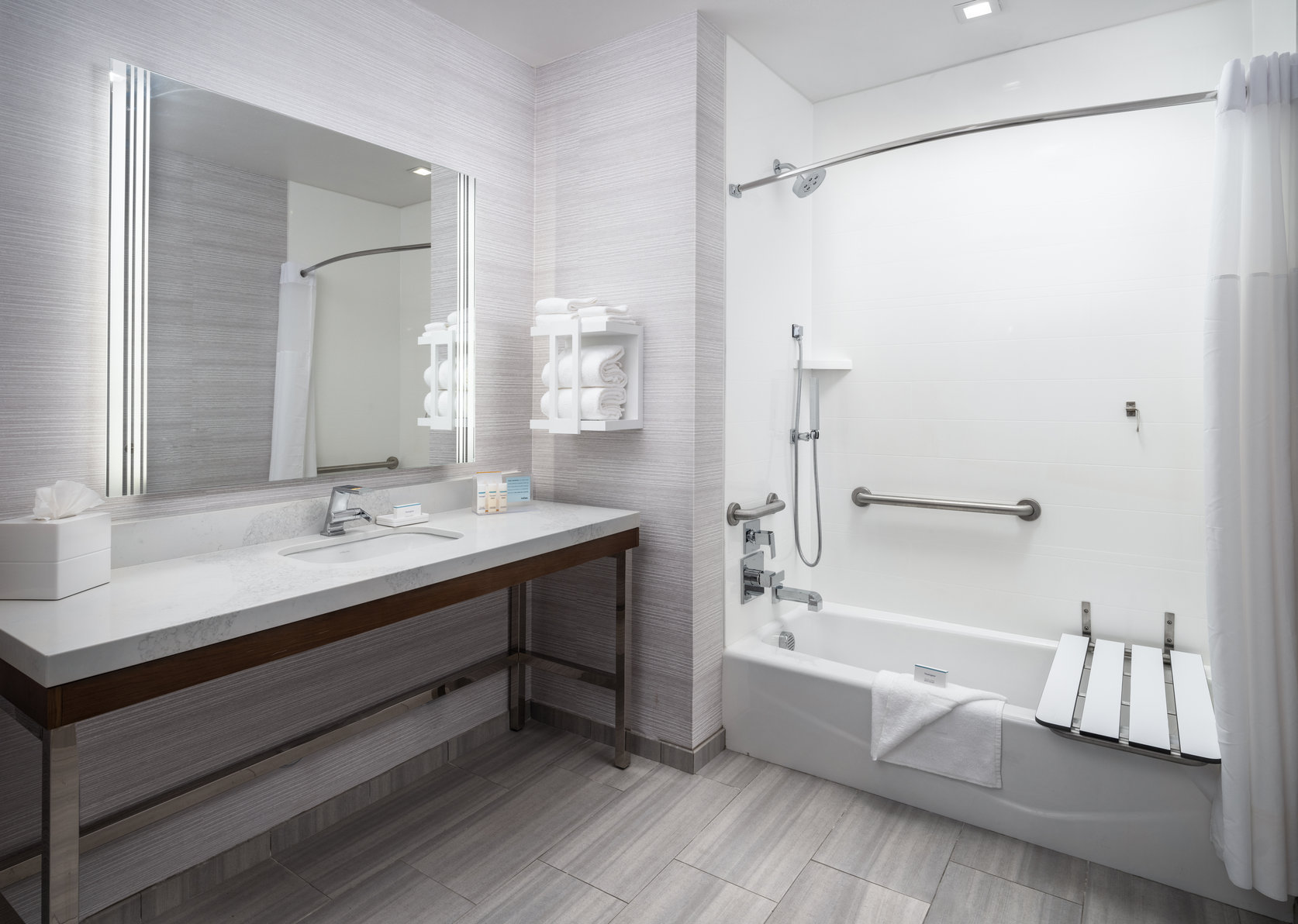 Hampton Inn & Suites by Hilton El Cajon San Diego Room Type - 1KNG ACC TUB FRDG STE NS