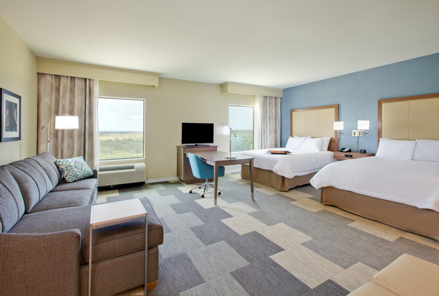 Hampton Inn by Hilton Snyder TX Room Type - 2QN MOB HEA ACC TUB STU NS