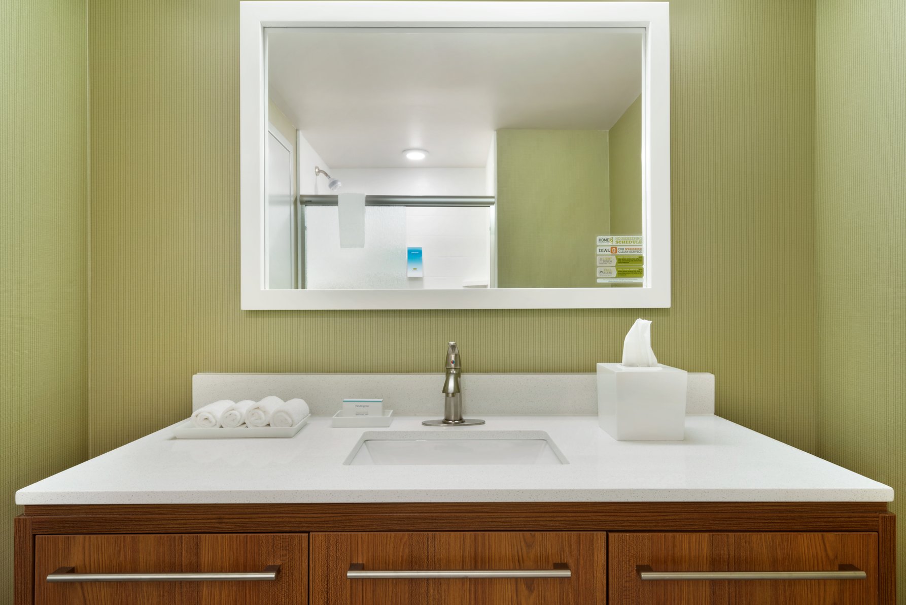 Home2 Suites by Hilton Roanoke Room Type - 2QN ACC TUB SUITE N S