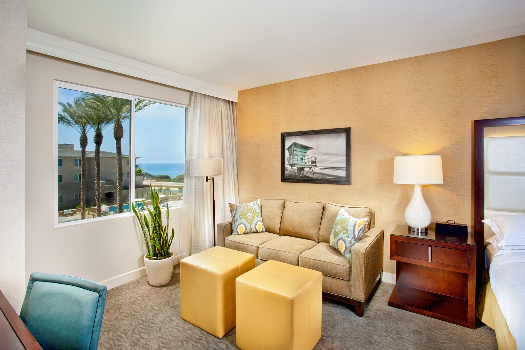 Cape Rey Carlsbad Beach, a Hilton Resort and Spa Room Type - 1KG OCNVW W SFABD NO BLCNY