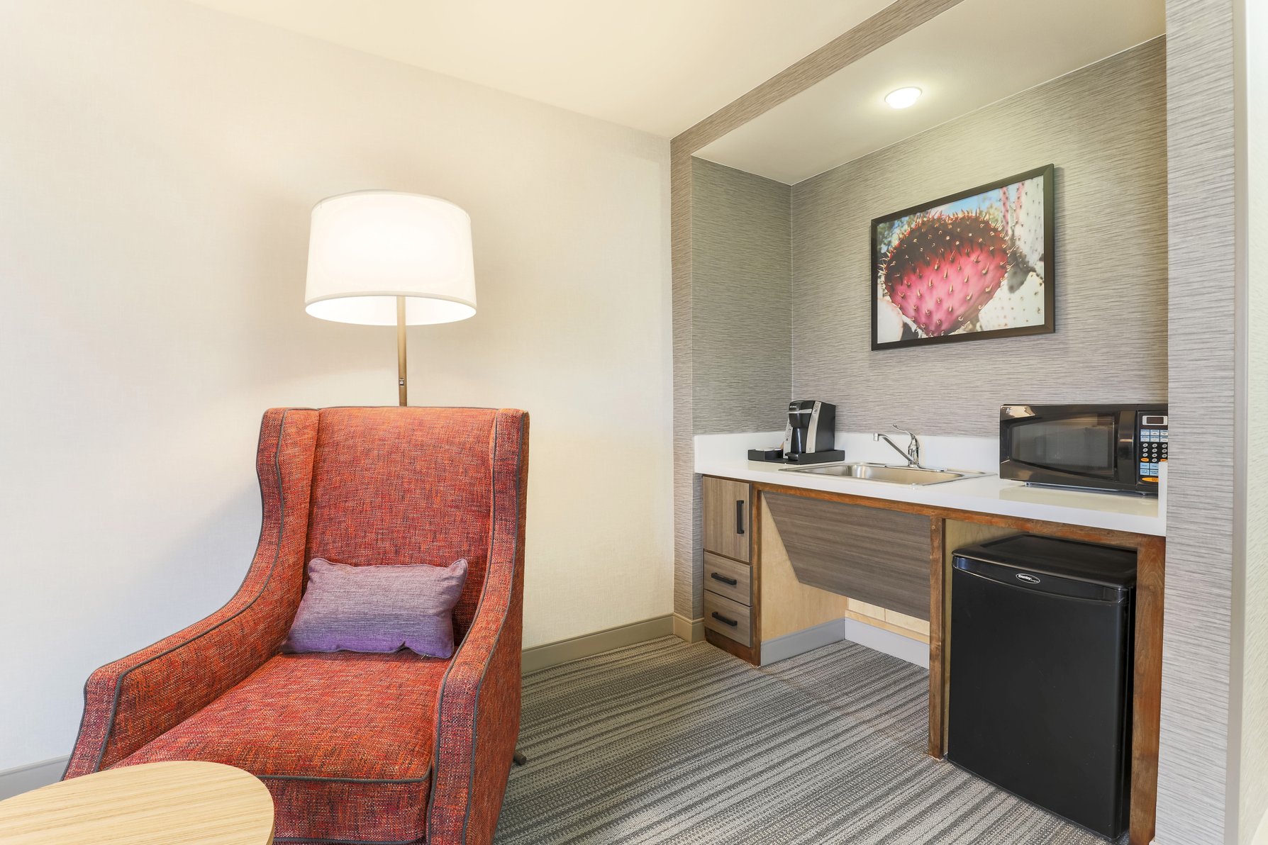 Hilton Garden Inn Reno Room Type - 1KG 1 BDRM W ROLLIN SHOWER