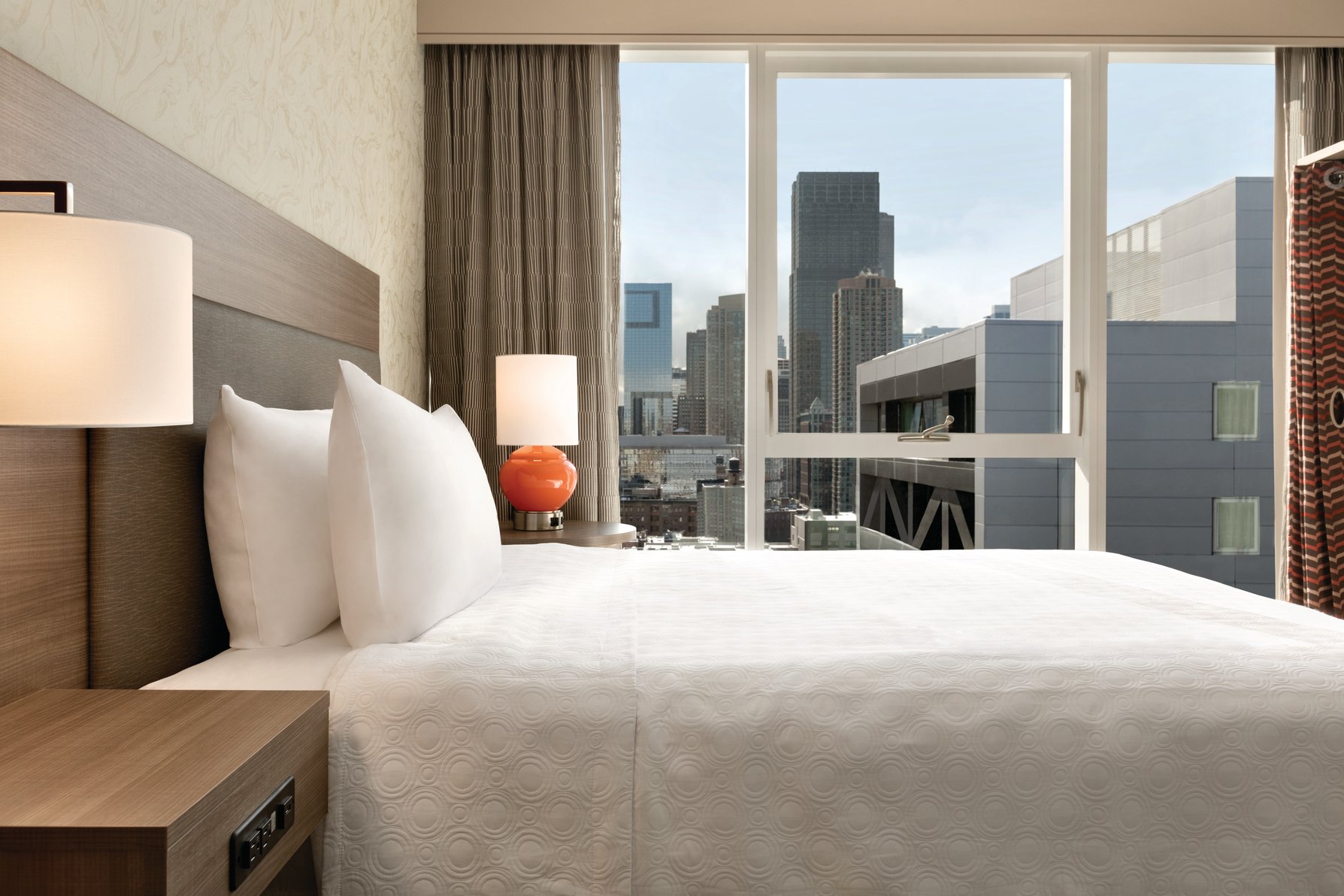 Home2 Suites by Hilton Chicago River North Room Type - 1Q HEAR ACC STU STE CTY VW