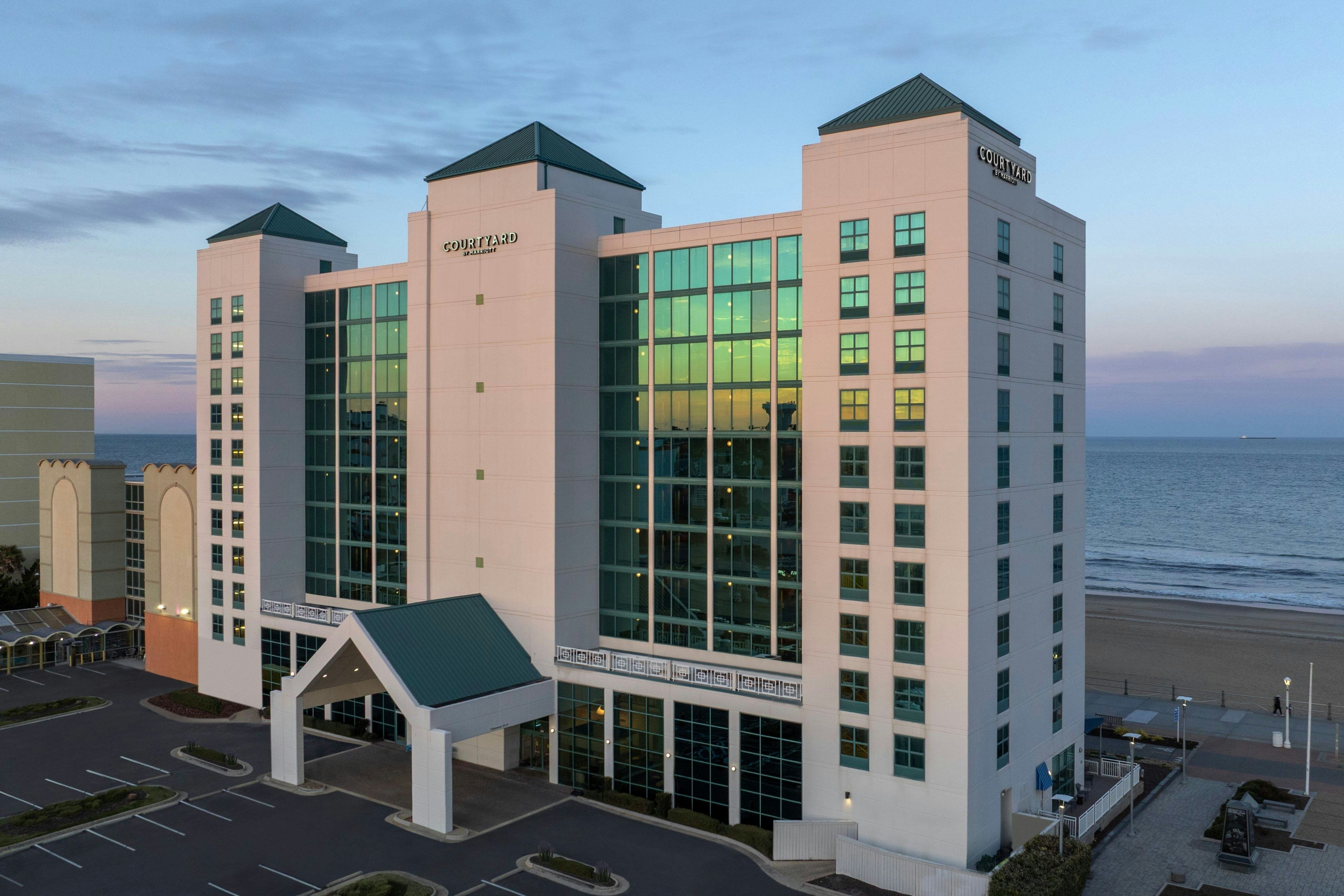 Courtyard by Marriott Oceanfront South