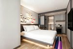 2 Bedroom Suite, Bedroom 1: 1 King, Bedroom 2: 1 King, Terrace