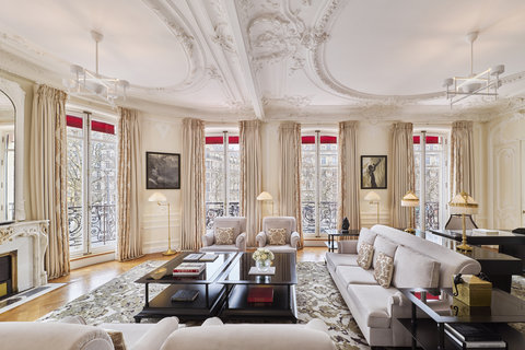 Suite Signature George V