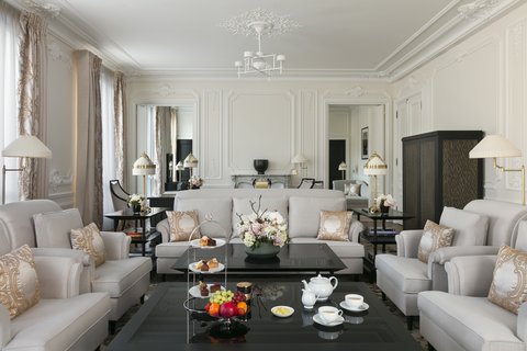 Suite Signature Arc de Triomphe
