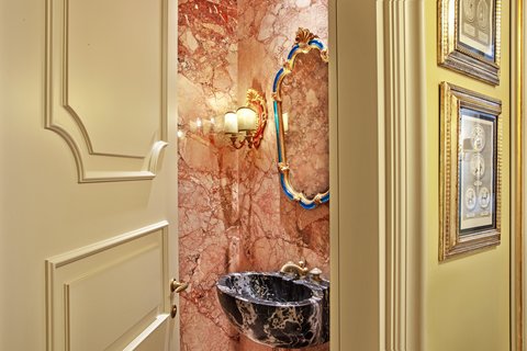 La Fenice Heritage Suite Bathroom