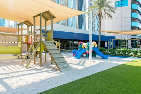 Family Kids Club - Outdoor Playground