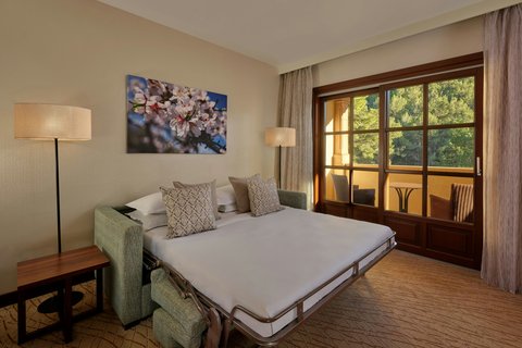 Junior Suite Resort View - Sofa Bed