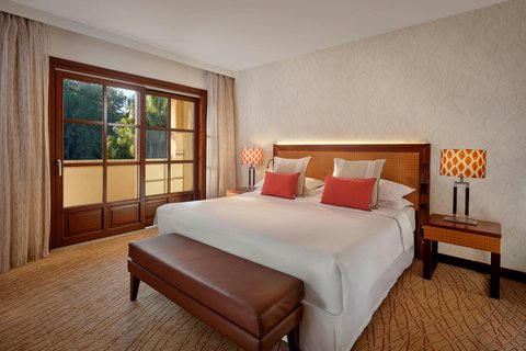 Hole In One Suite - Bedroom