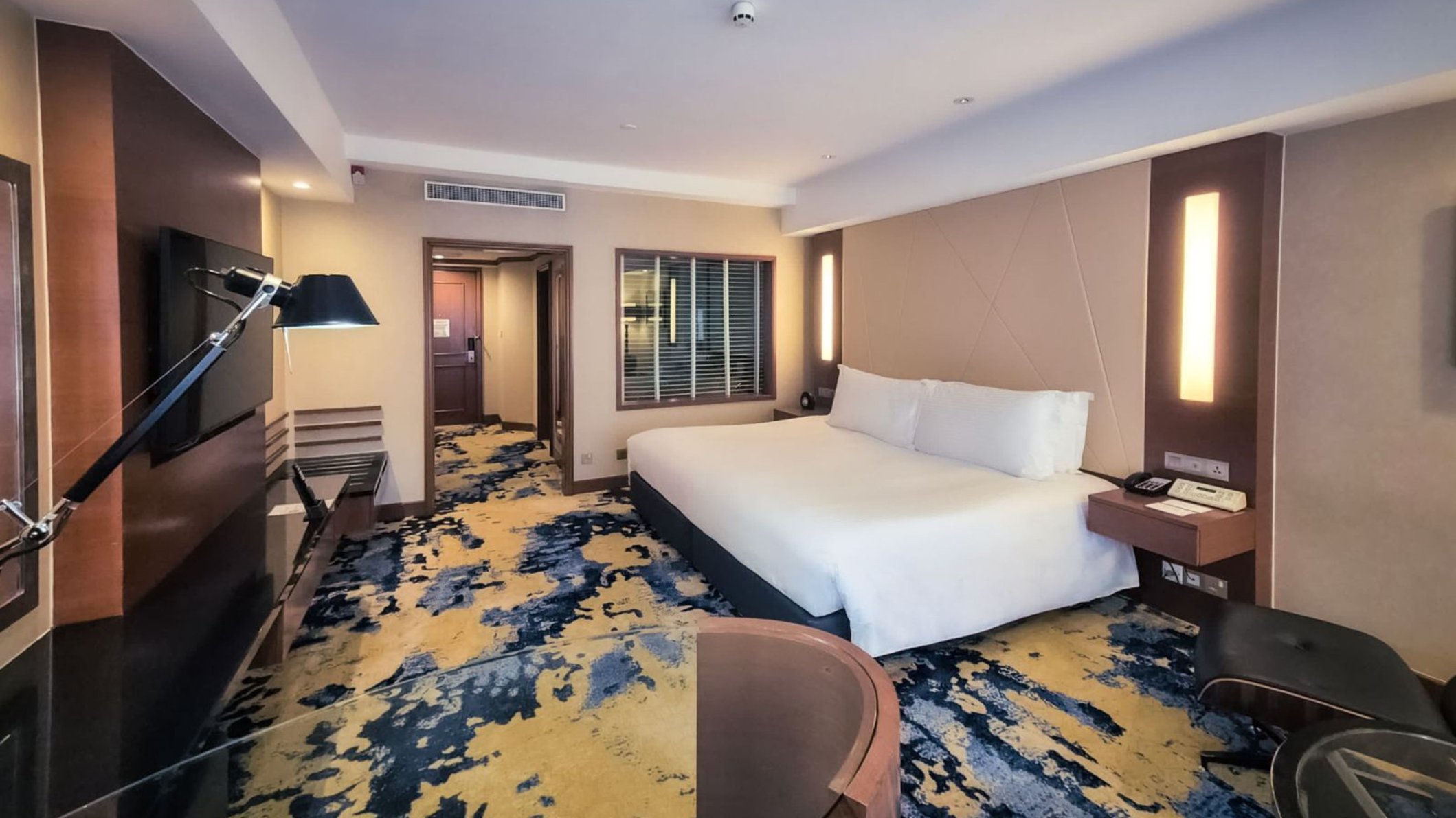 InterContinental Kuala Lumpur Room Type - 1 Super King Premium Club Lounge Access